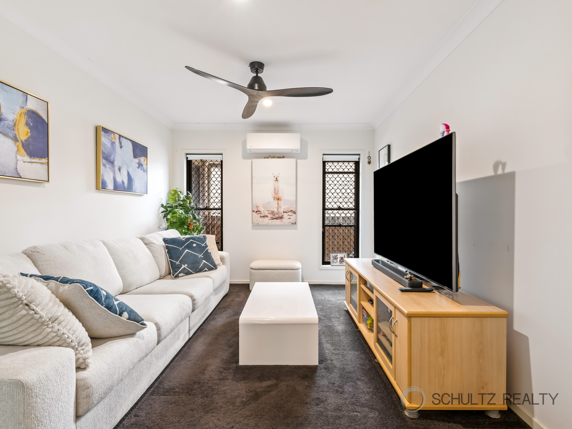 62 SANDOVER CIRCUIT, Holmview QLD 4207 - Image 4