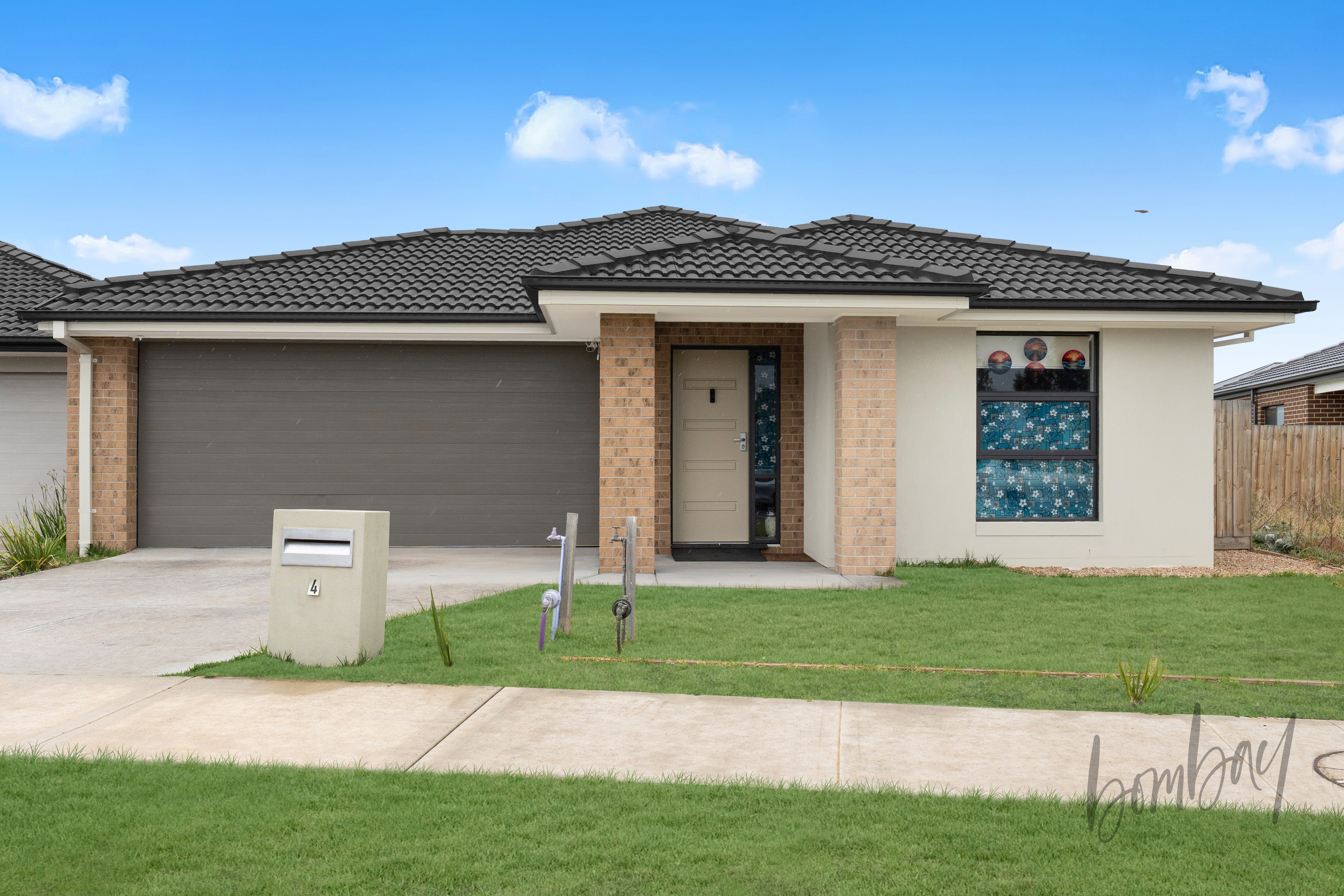 4 Communal Road, Wyndham Vale, VIC 3024 - Image 1