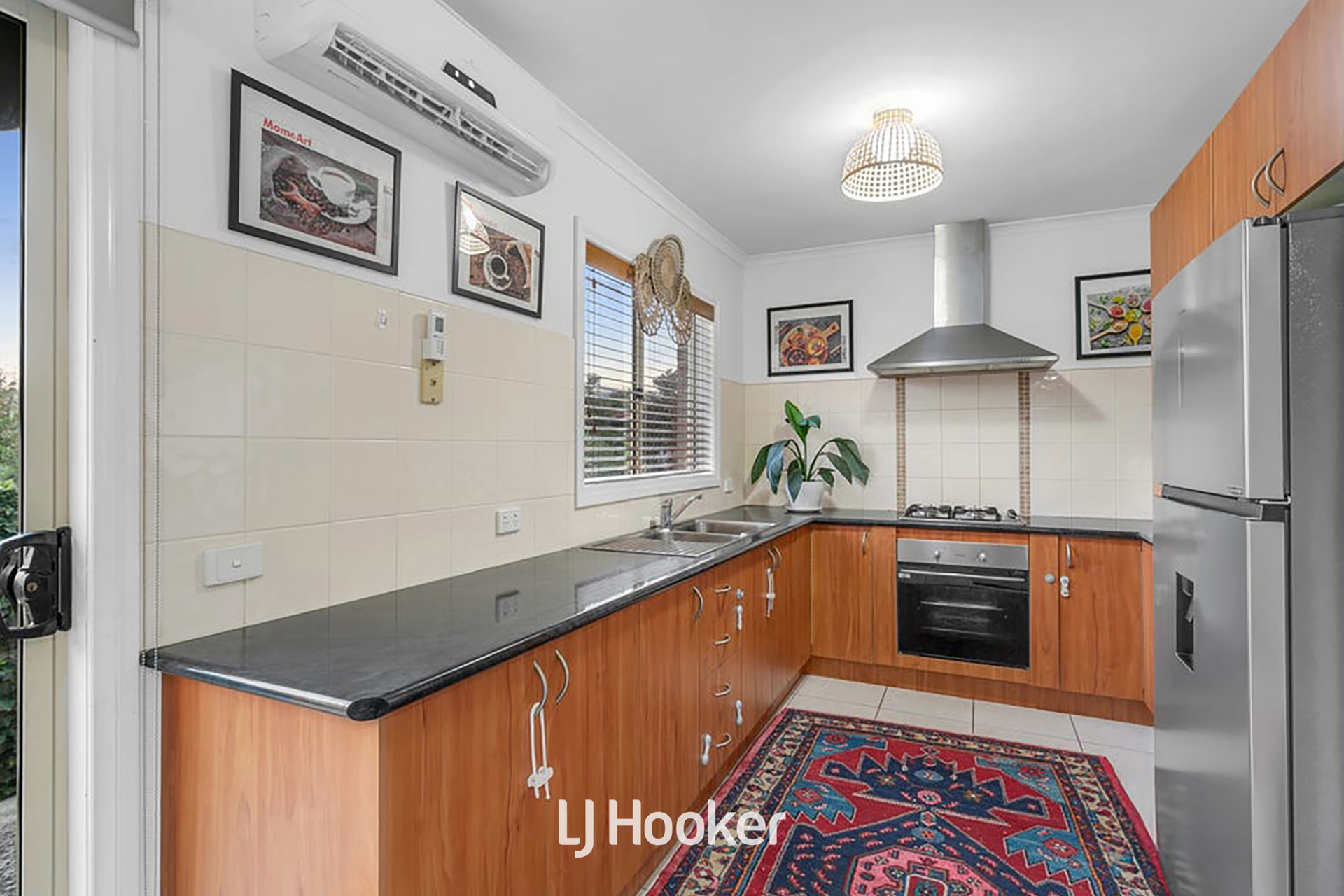 215 Power Road, Endeavour Hills, VIC 3802 - Image 7