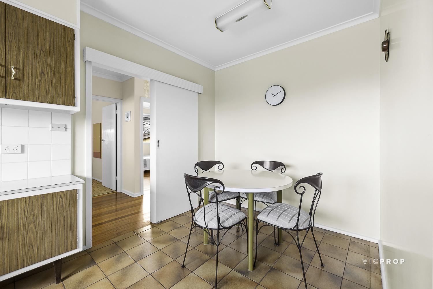 3-bedroom house at 4 Norfolk Circuit, Doncaster, VIC 3108, Manningham, Victoria