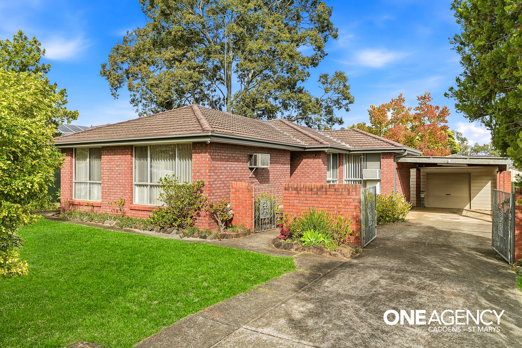 3-bedroom house at 42 Menzies Circuit, St Clair, NSW 2759, Penrith, New South Wales