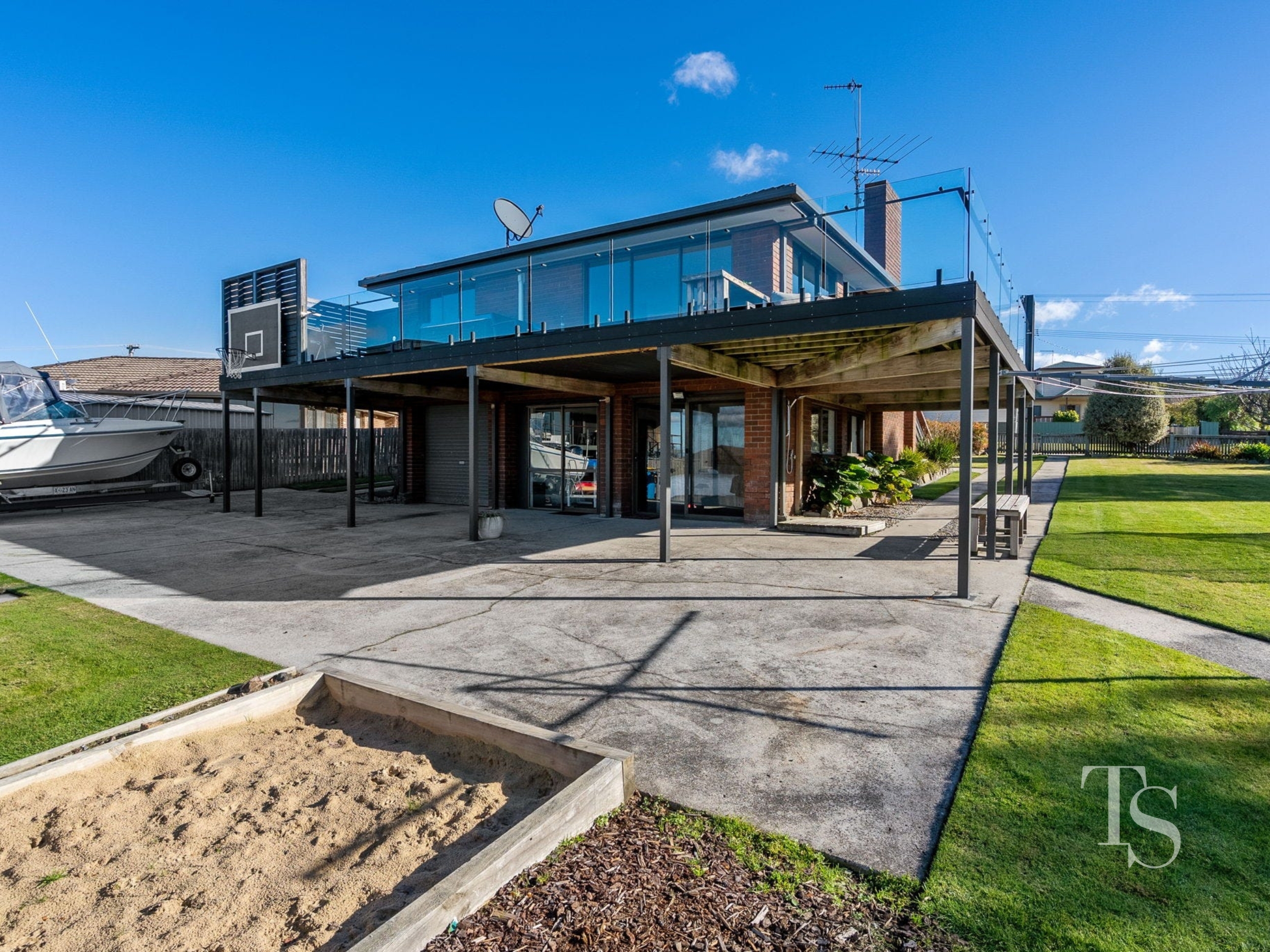 4-bedroom house at 39 Elizabeth Street, Bridport, TAS 7262, Dorset, Tasmania
