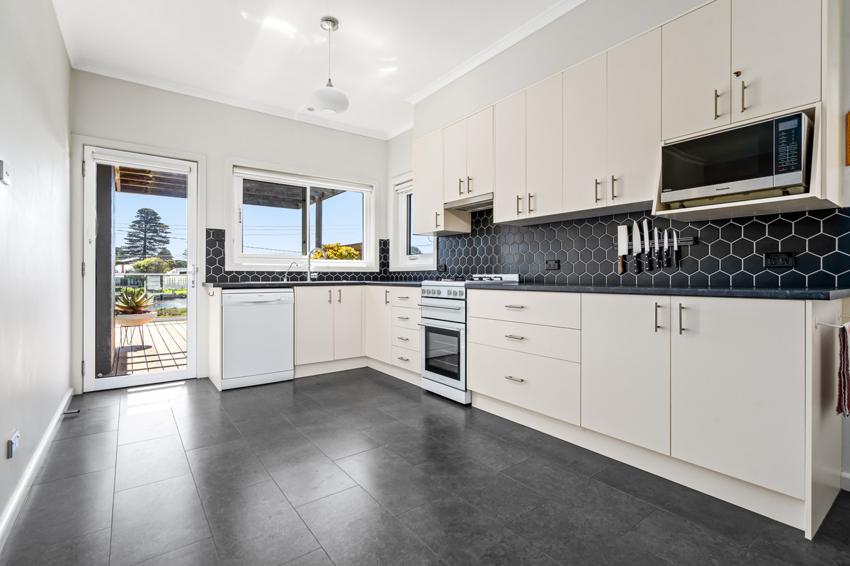 3-bedroom house at 82 Griffiths Street, Port Fairy, VIC 3284, Moyne, Victoria
