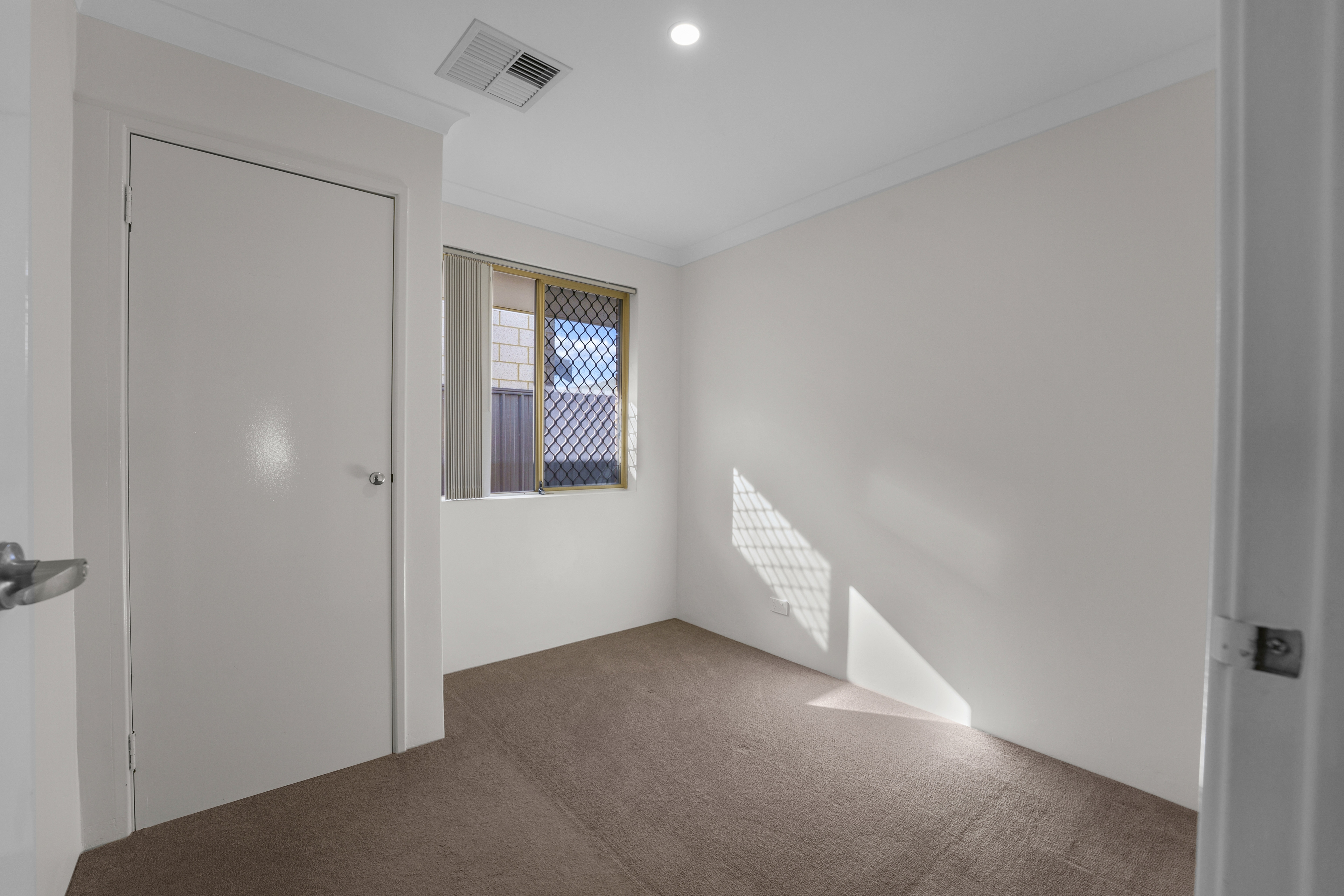 38 KING ROAD, Beechboro WA 6063 - Image 3