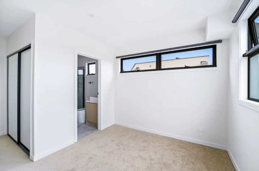 4/116 Gordon Street, Footscray, Vic, 3011 - Image 2