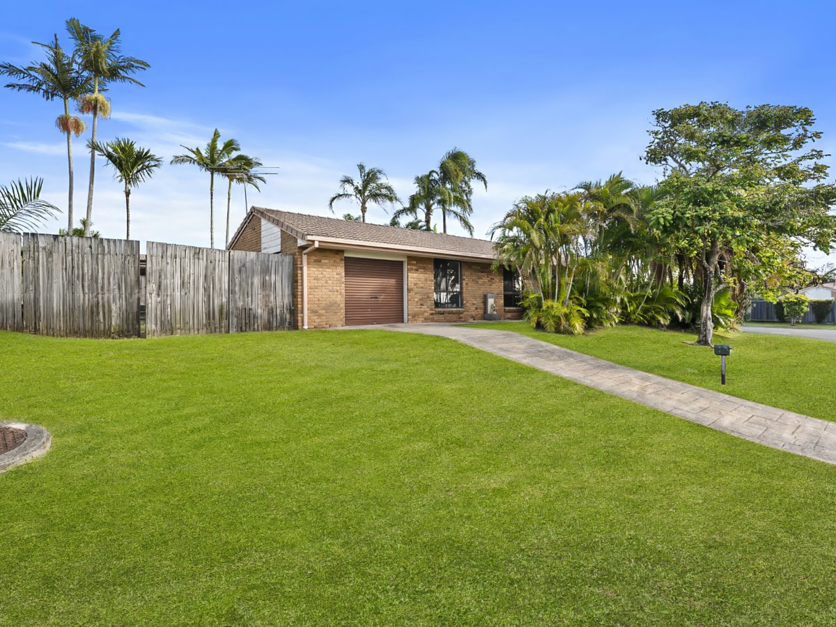 4-bedroom house at 2 DAY PLACE, Sandstone Point QLD 4511, Moreton Bay, Queensland