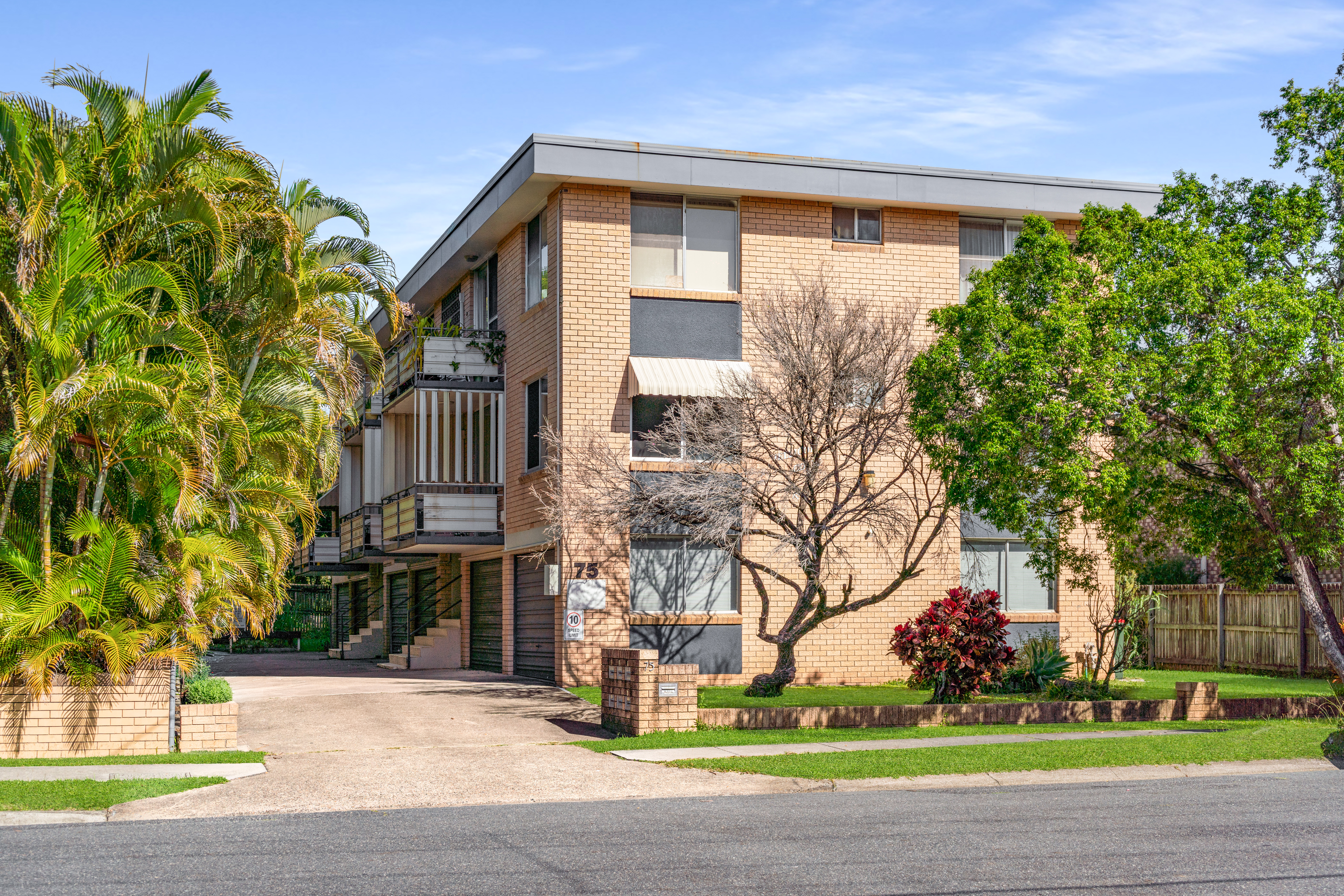 2-bedroom unit at 1/75 Jellicoe Street, Coorparoo, QLD 4151, Brisbane, Queensland