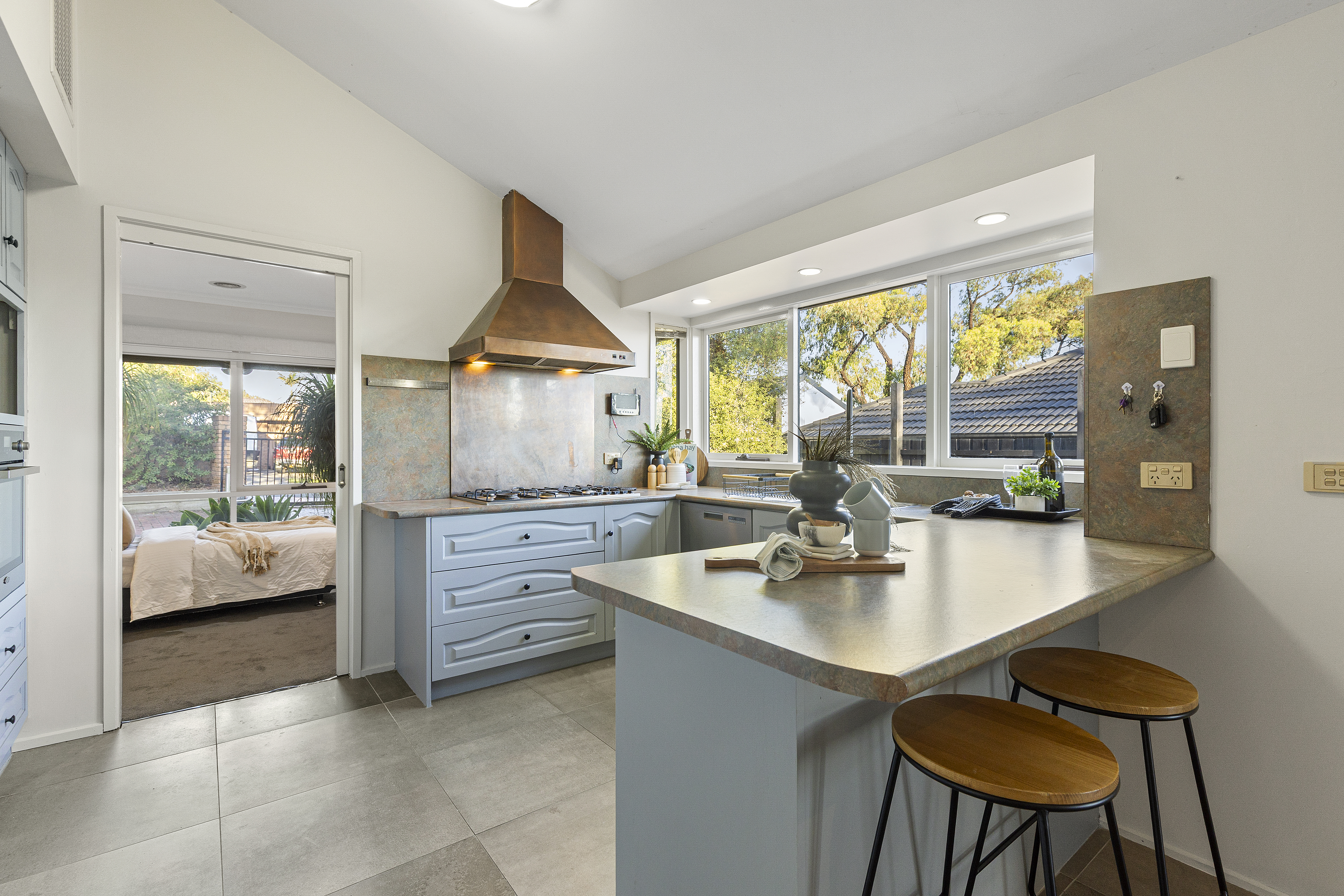 35 BAREENA AVENUE, Rowville VIC 3178 - Image 5