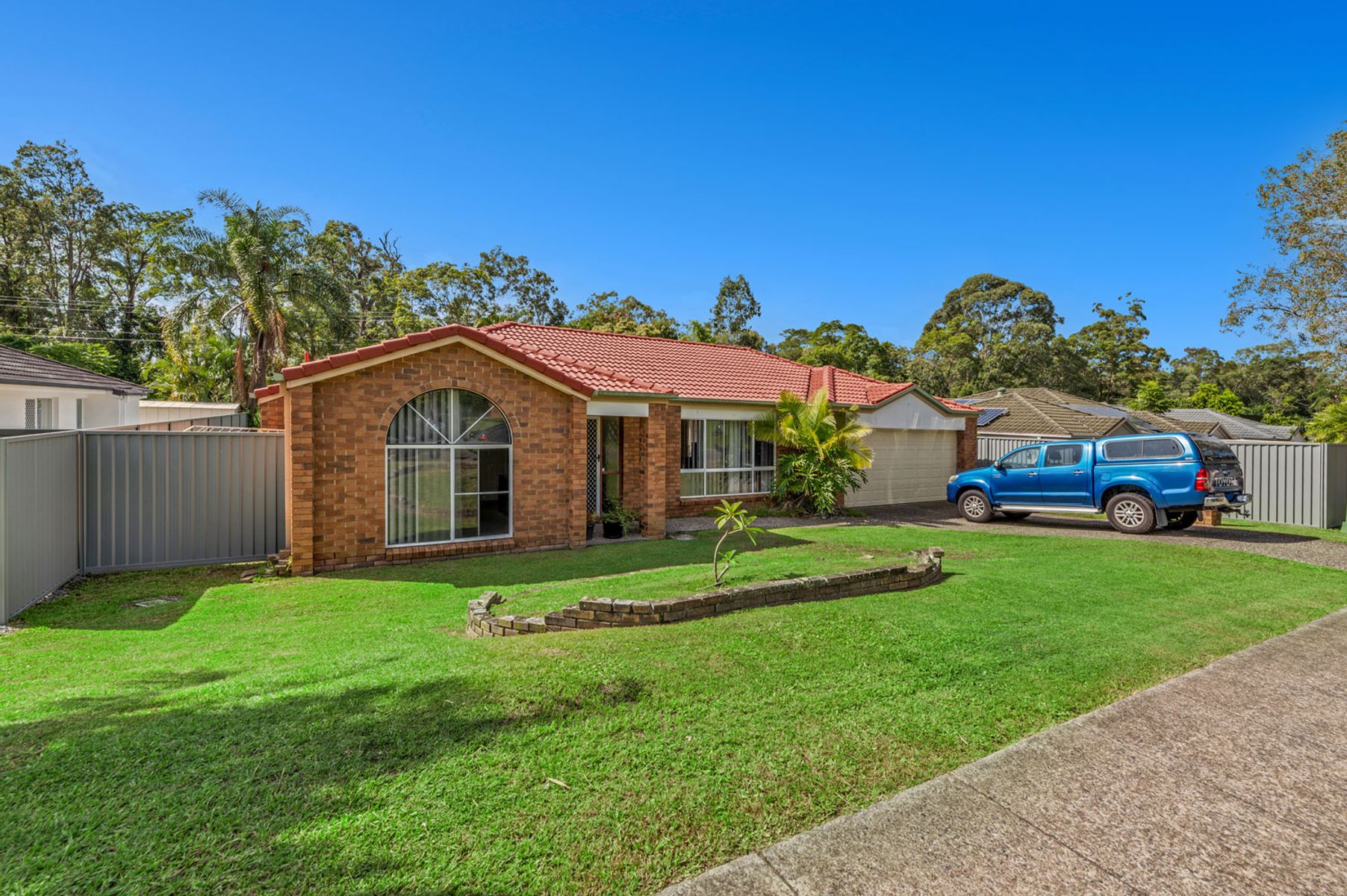 22 Davis Cup Court, Oxenford, QLD 4210 - Image 1