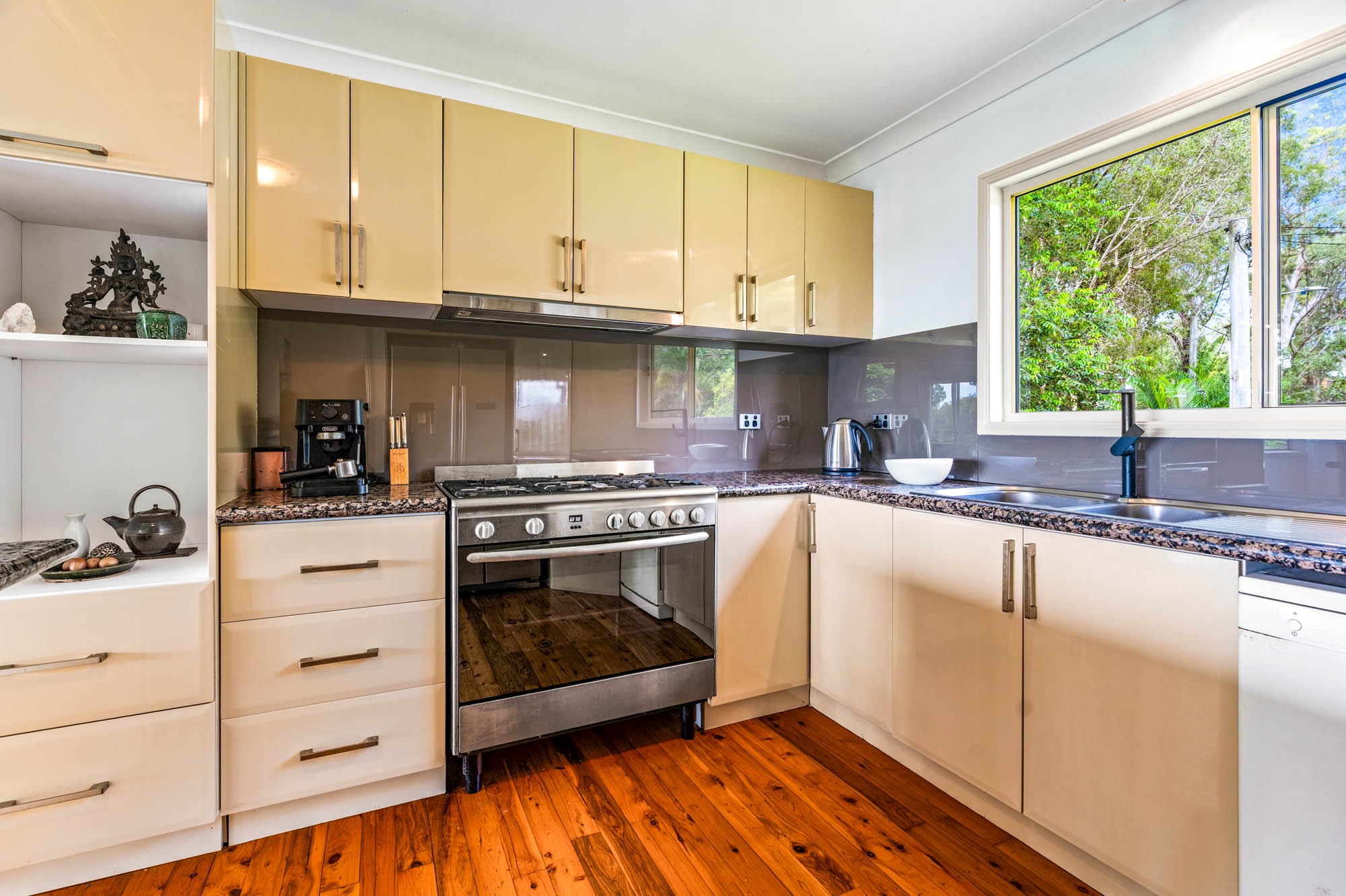 21 Hawthornden , Russell Island, Qld, 4184 - Image 7