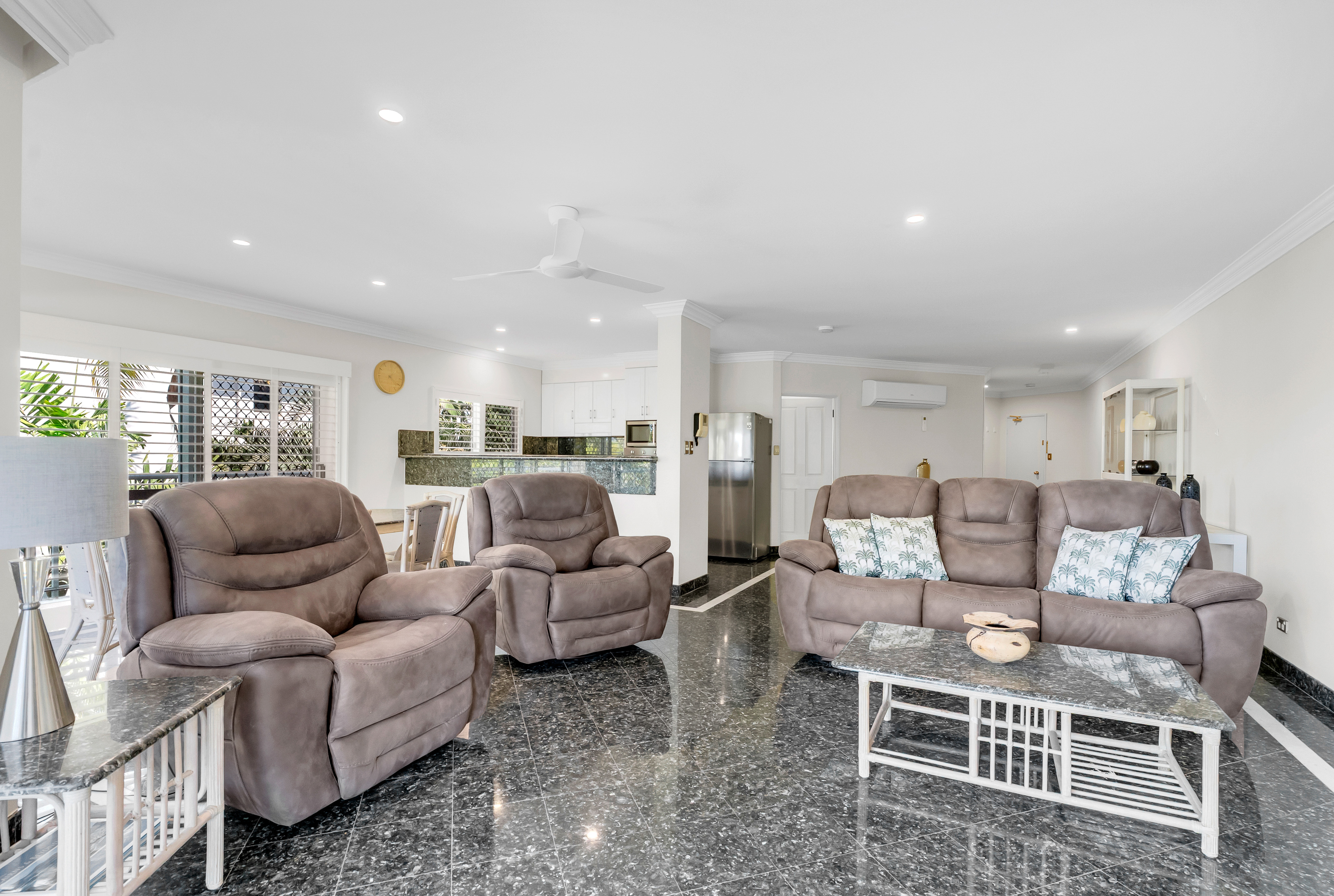 9/59-61 Vasey Esplanade, Trinity Beach, QLD 4879 - Image 4