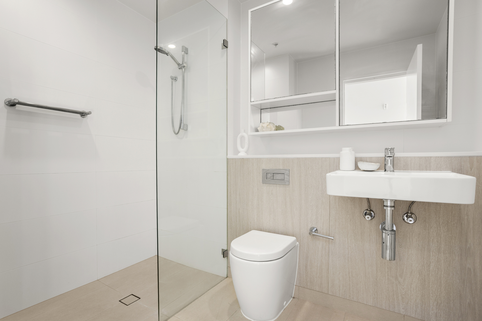 411/4 Foreshore Boulevard, Woolooware, NSW 2230 - Image 9