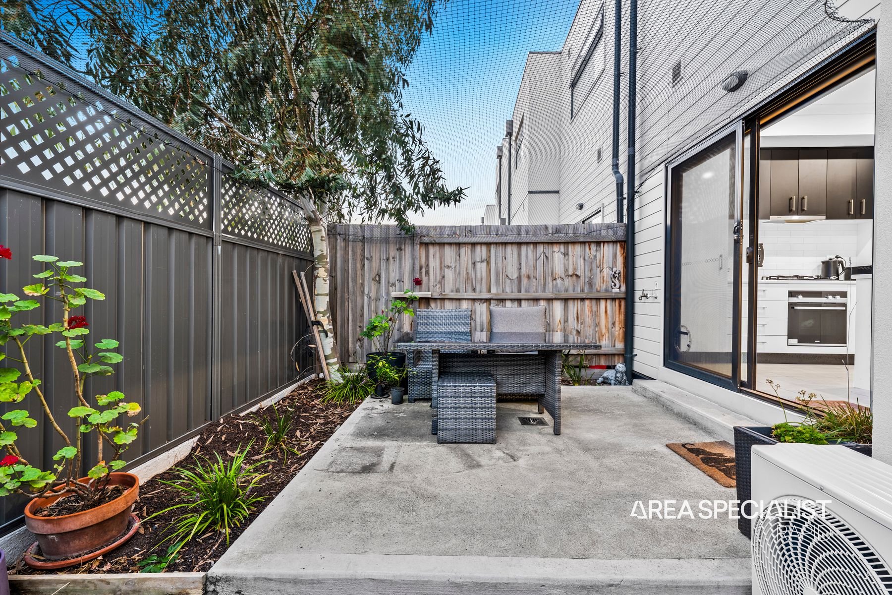 2 ZEBRA WAY, Cranbourne West VIC 3977 - Image 10
