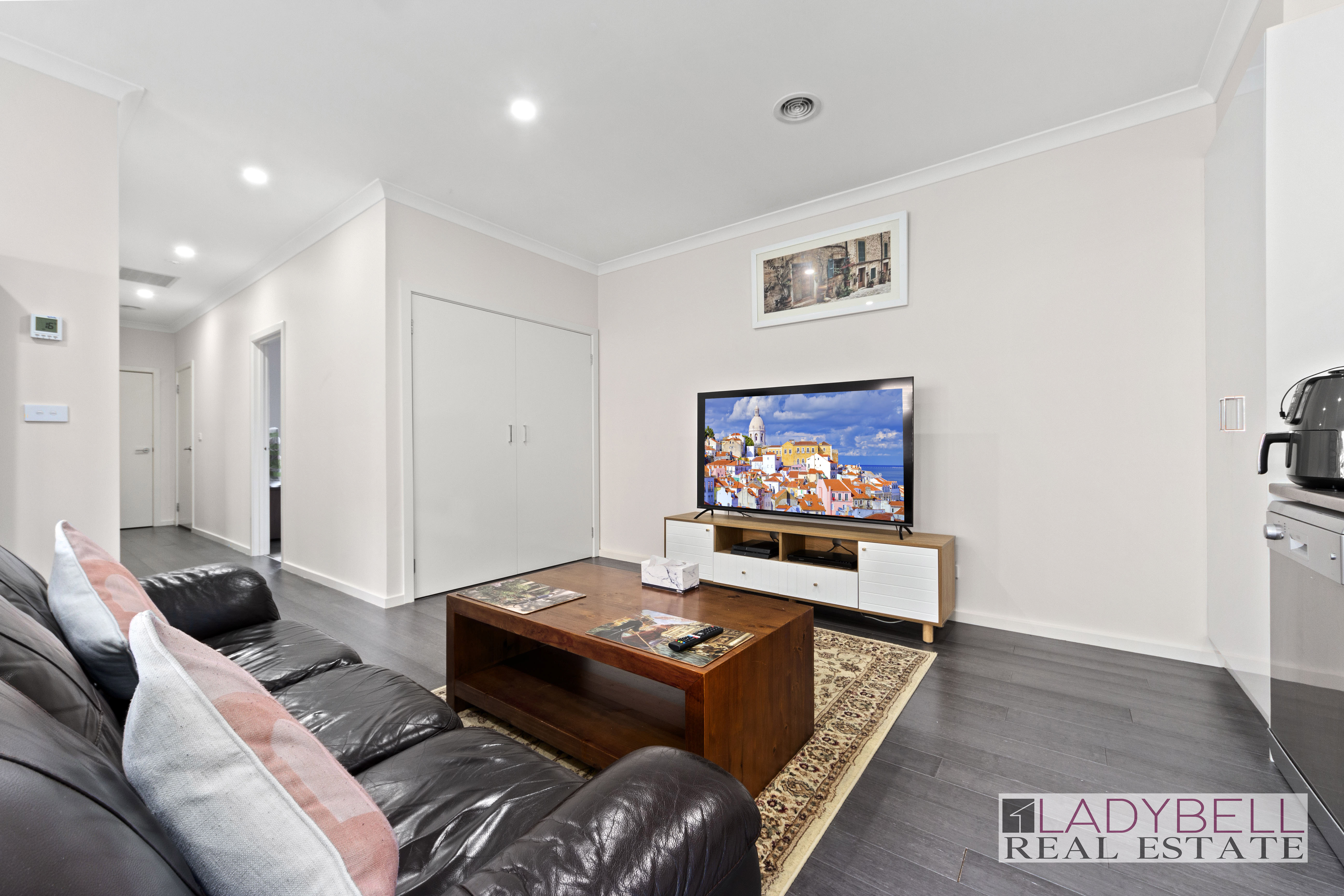 2-bedroom unit at 3/11 Navy Street, Tarneit, VIC 3029, Wyndham, Victoria