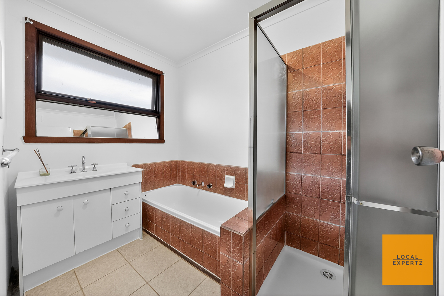 6 CLOWES STREET, Melton South VIC 3338 - Image 6