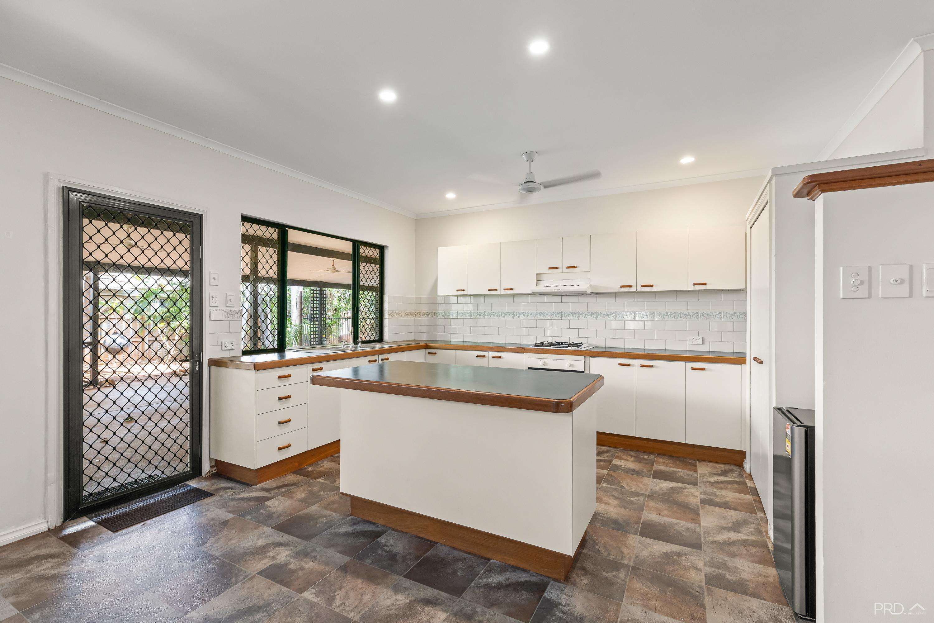 14 Winckel Court, Cable Beach, WA 6726 - Image 8