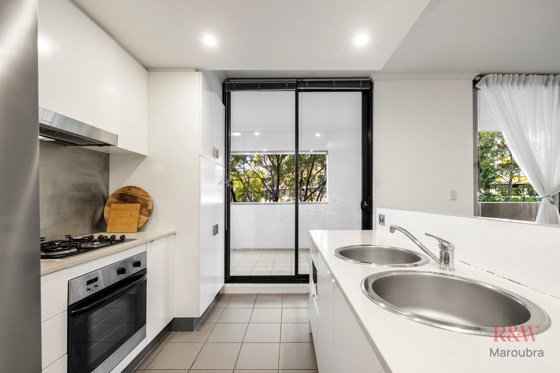 98/5A Victoria Park Parade, Zetland, Nsw, 2017 - Image 5