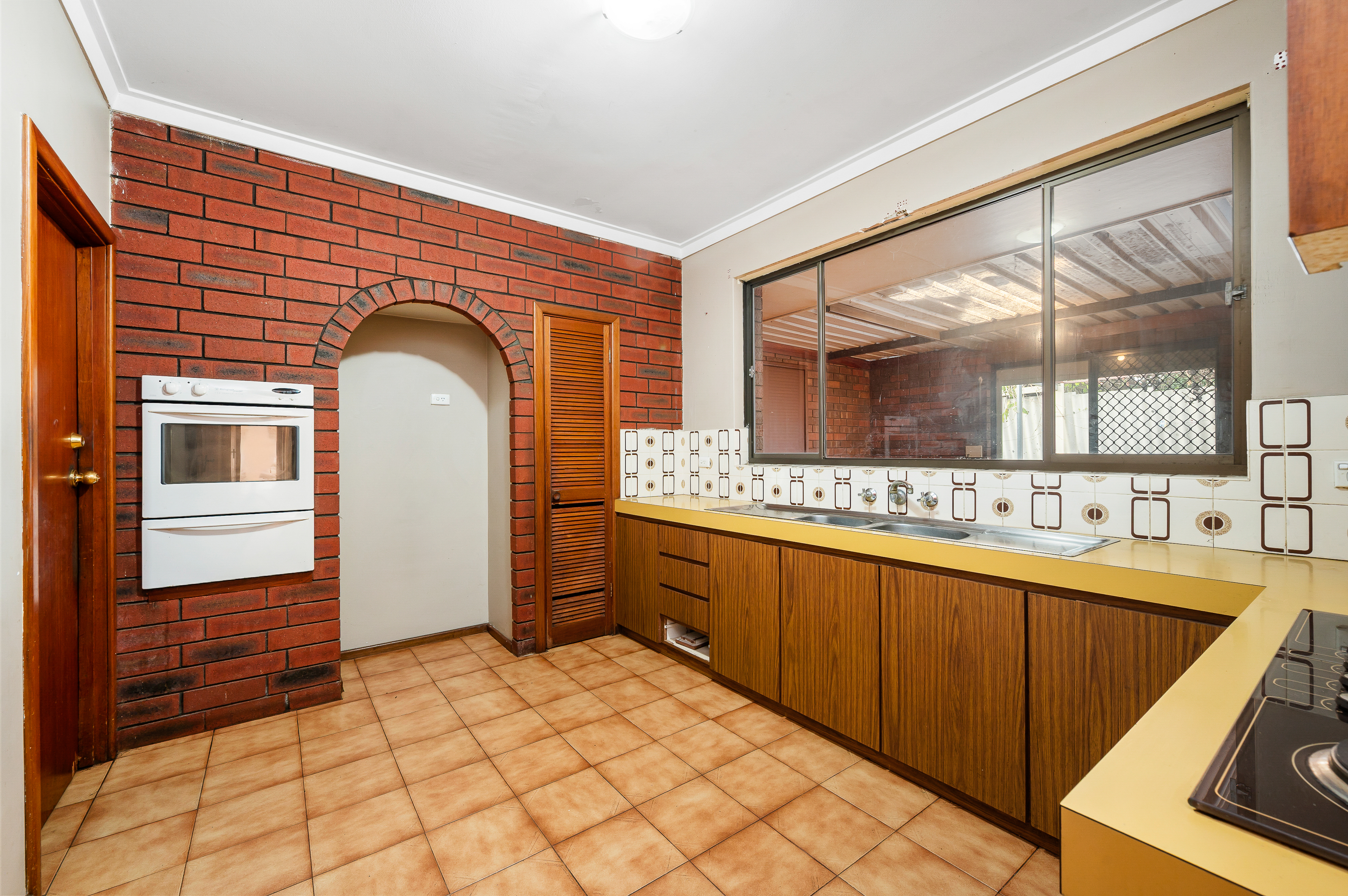 187 Spearwood Avenue, Spearwood, WA 6163 - Image 7