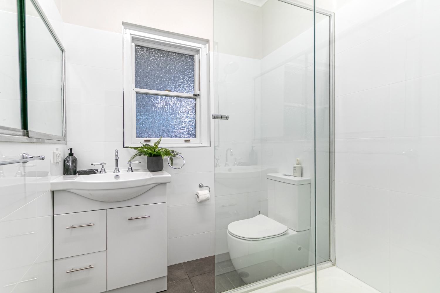 17 HORNSEYWOOD AVENUE, Penrith NSW 2750 - Image 9