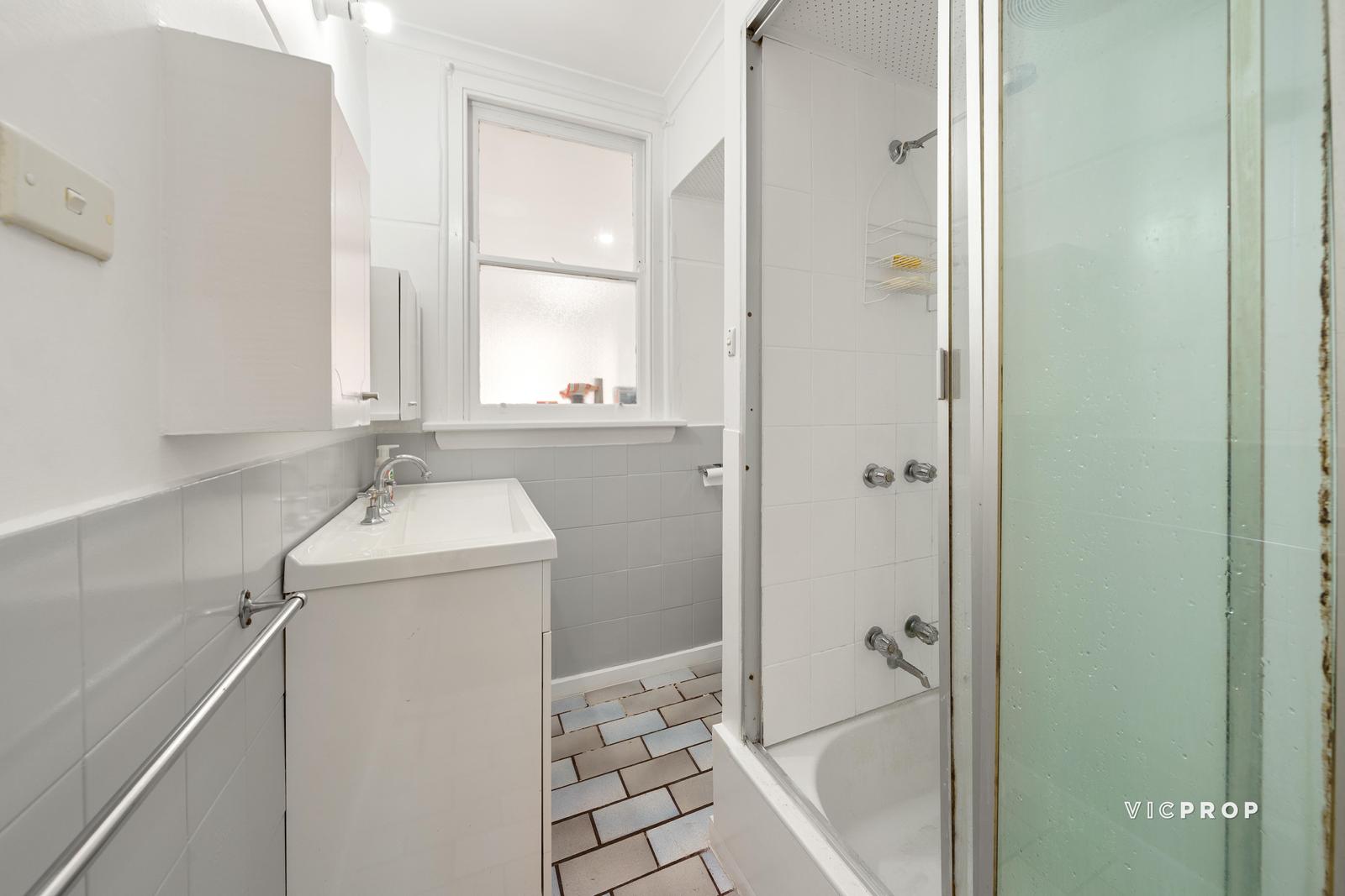 6-bedroom house at 13 Dedrick Grove, Braybrook, Vic, 3019, Maribyrnong, Victoria