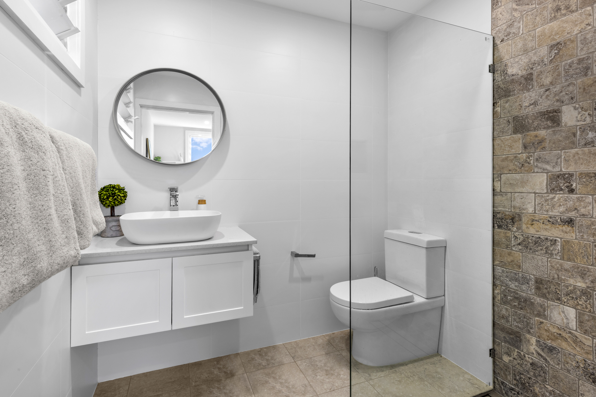 40 POWDERWORKS ROAD, North Narrabeen NSW 2101 - Image 8