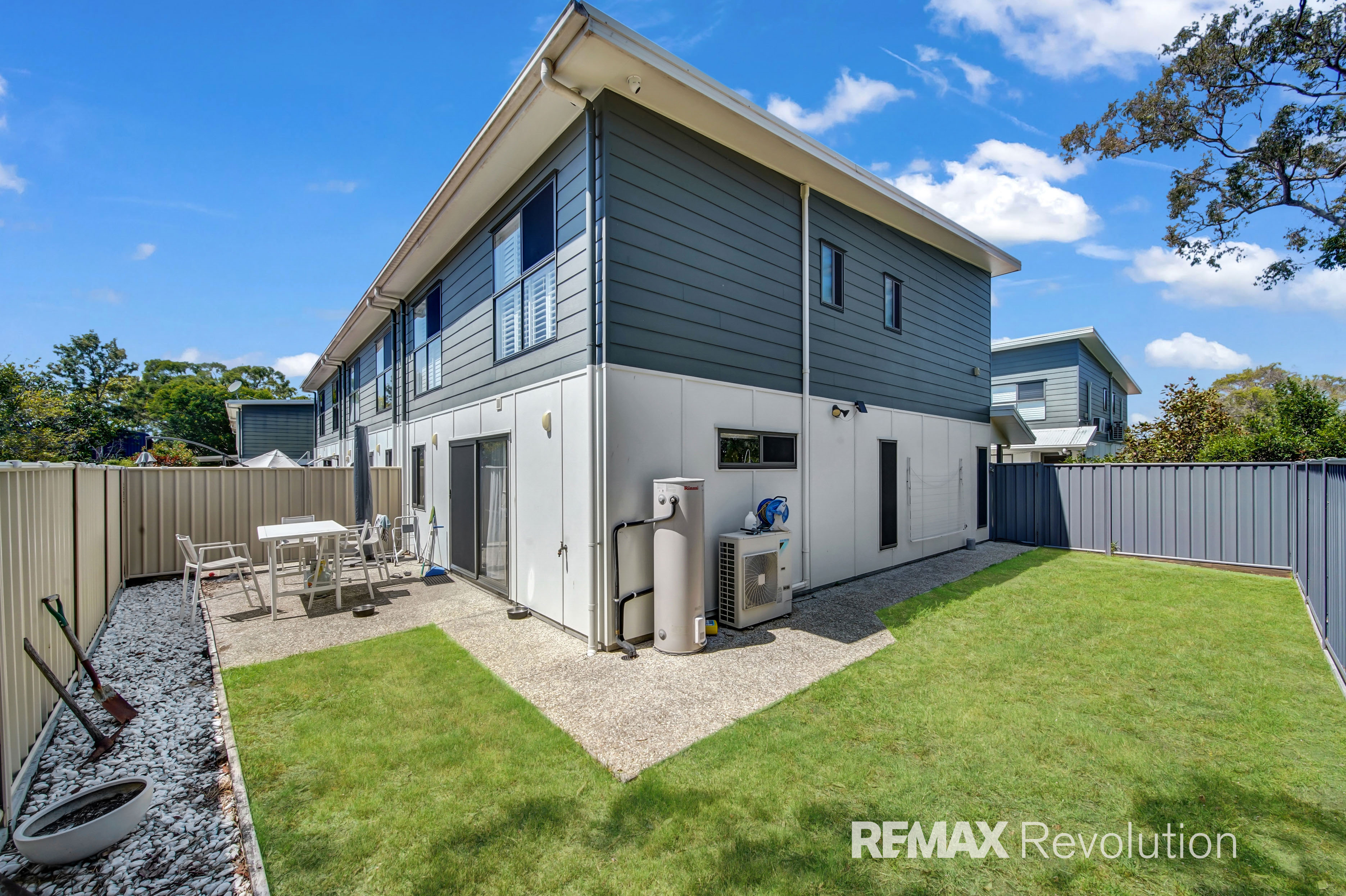 4-bedroom unit at UNIT 12 25-27 ARAFURA AVENUE, Loganholme QLD 4129, Logan, Queensland
