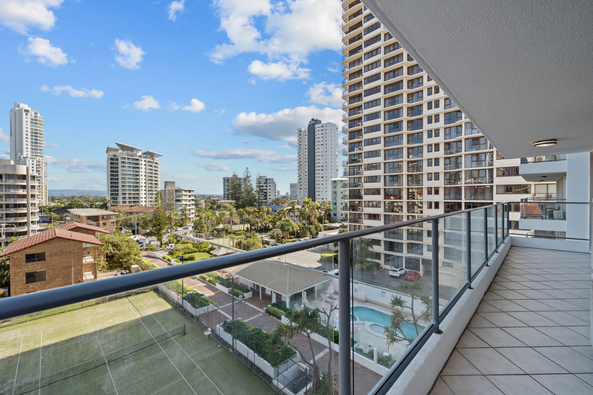 3-bedroom unit at 16 20 Old Burleigh Road, Surfers Paradise QLD 4217, Gold Coast, Queensland