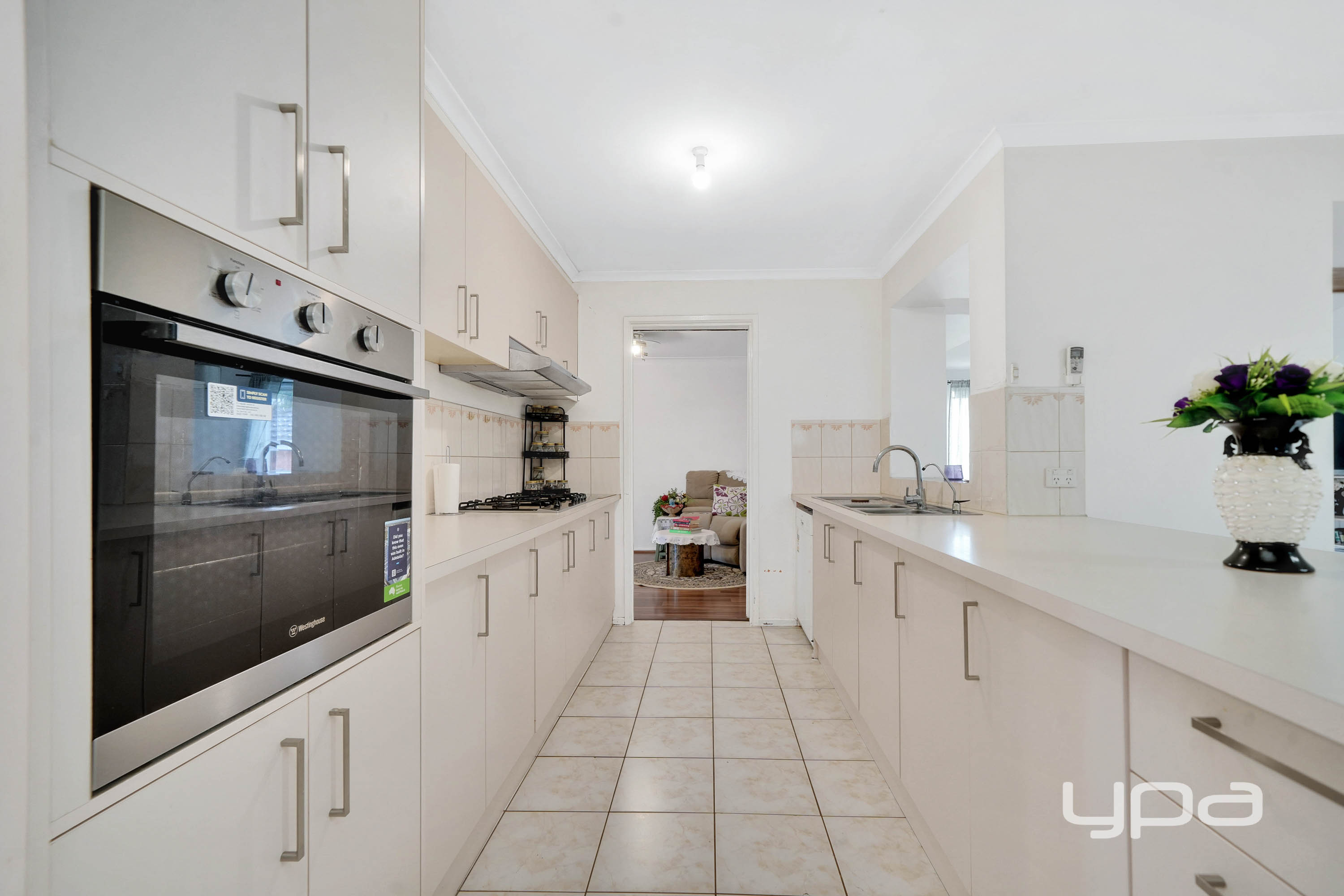 18 ASTER CLOSE, Meadow Heights VIC 3048 - Image 9