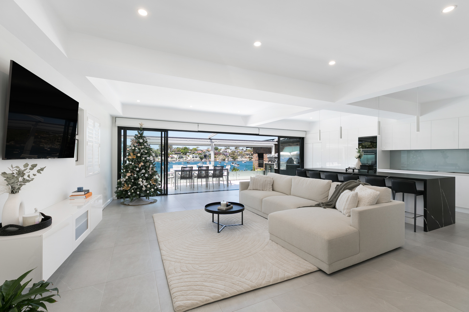 22 Grandview Parade, Caringbah South, NSW 2229 - Image 4