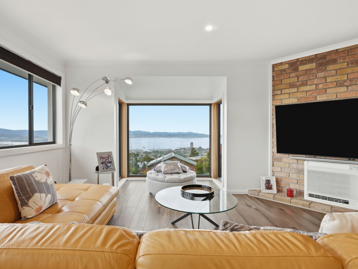4-bedroom house at 3 CAROLINE STREET, Dynnyrne TAS 7005, Hobart, Tasmania