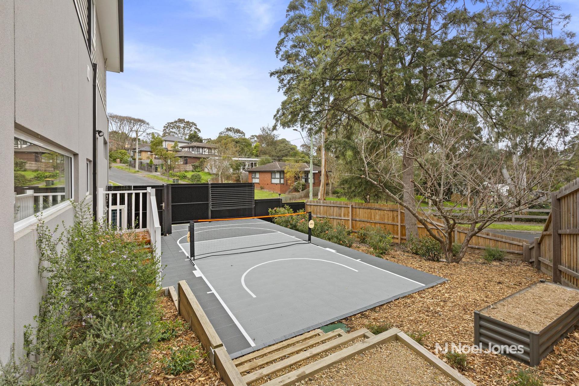 10 DALMOR AVENUE, Mitcham VIC 3132 - Image 9