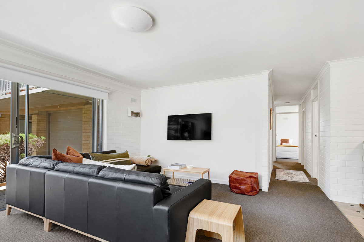 3-bedroom unit at 6/3 The Esplanade, Torquay, Vic, 3228, Surf Coast, Victoria