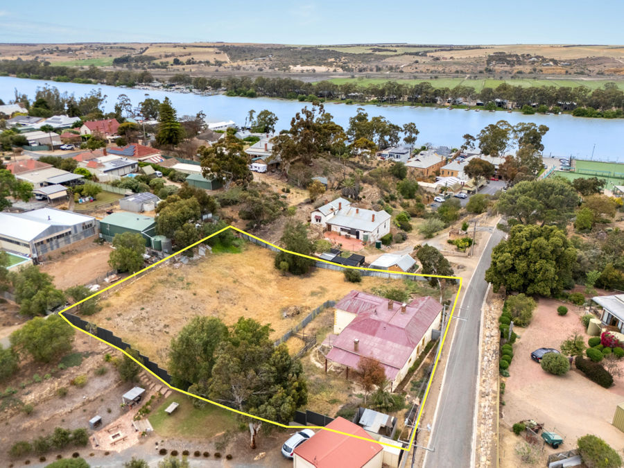 3-bedroom house at 2 Anna Street, Mannum, SA 5238, Mid Murray, South Australia