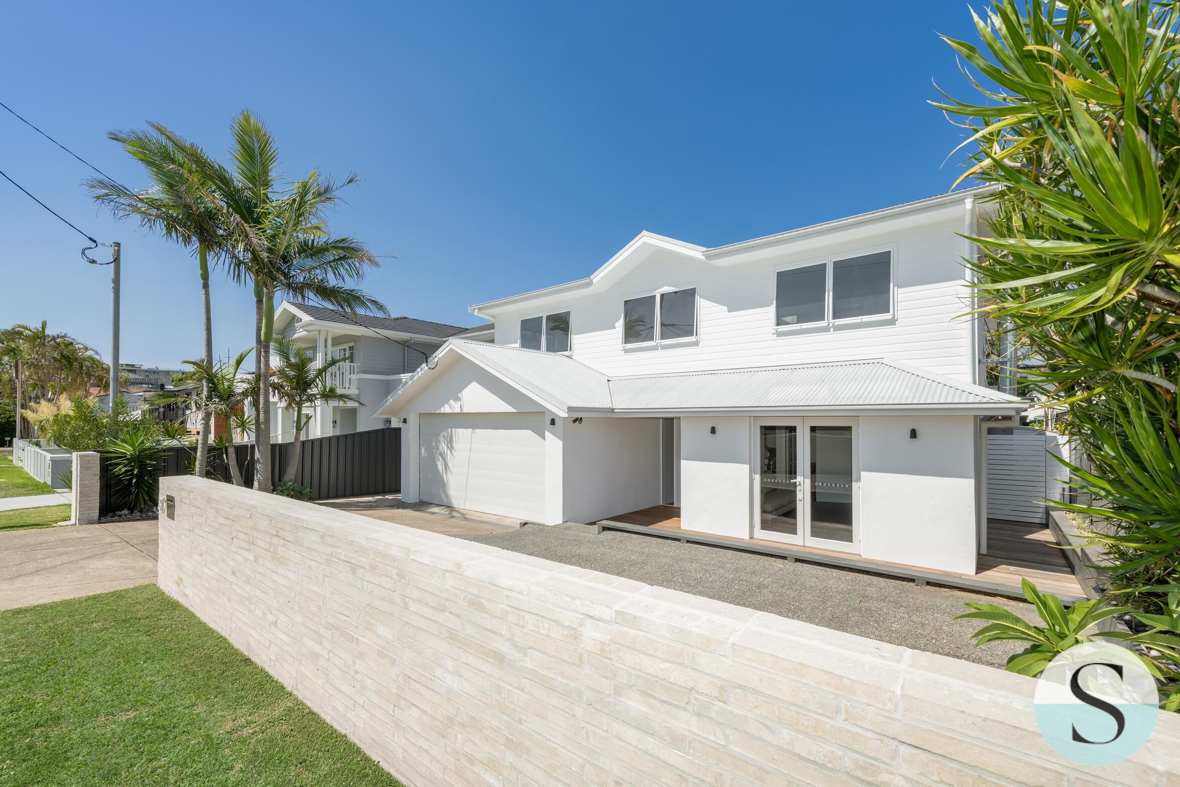87 CAVES BEACH ROAD, Caves Beach NSW 2281 - Image 2