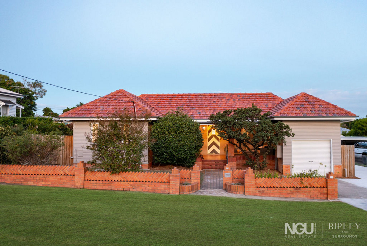 24 CROWN STREET, Silkstone QLD 4304 - Image 3
