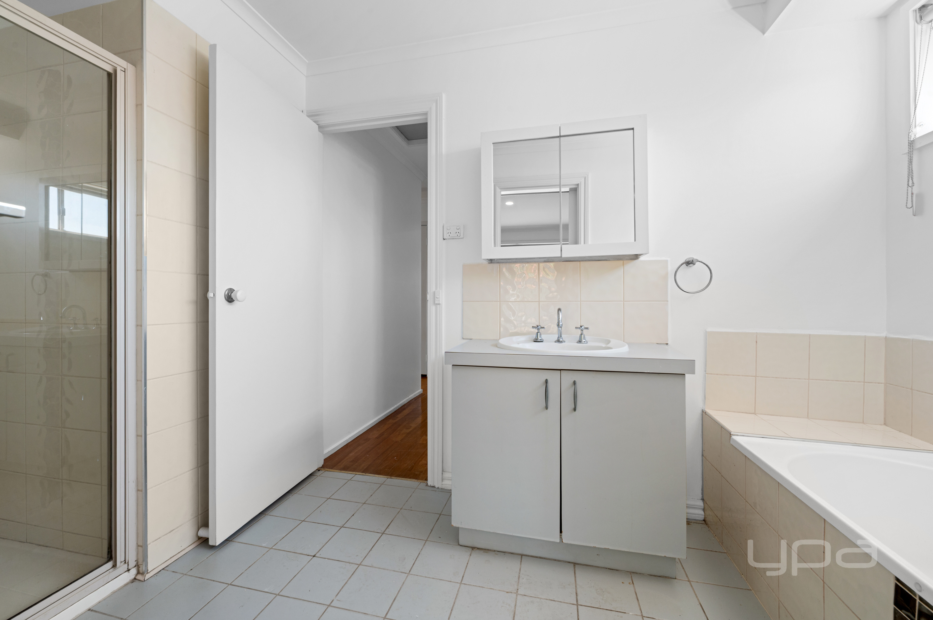 3 SAMBUCO COURT, Sydenham VIC 3037 - Image 4