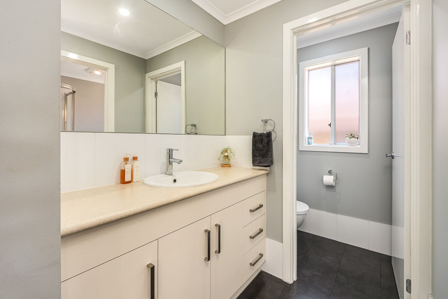 8 JOY CRESCENT, Murray Bridge SA 5253 - Image 10