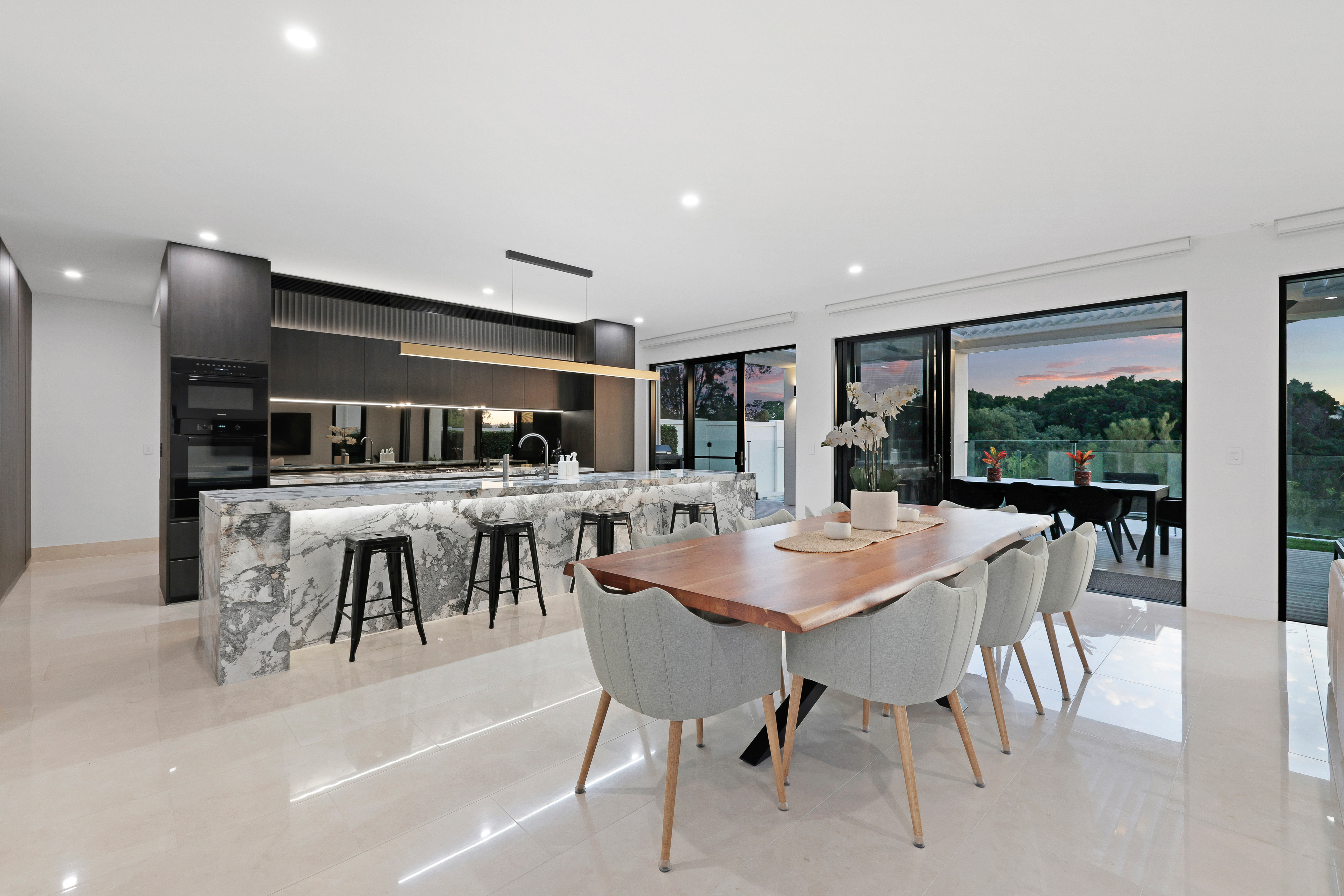 5-bedroom house at 25 The Boulevarde, Benowa, Qld, 4217, Gold Coast, Queensland