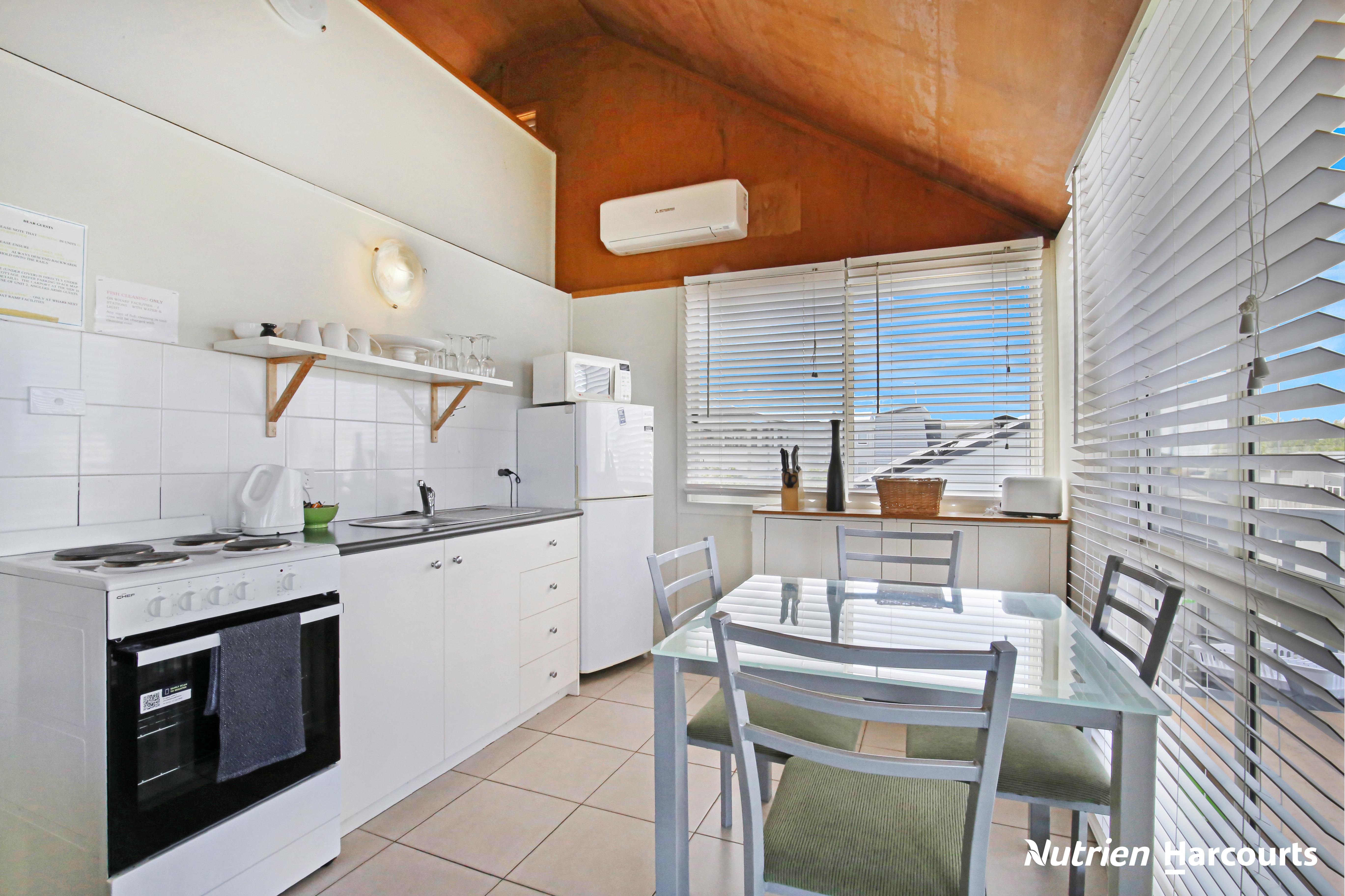 8-bedroom house at 19 Wharf Street, Port Albert, VIC 3971, Wellington, Victoria