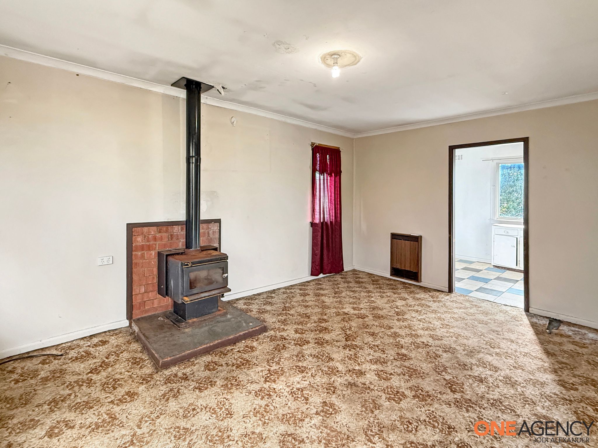 7 SNOWDEN STREET, Cooma NSW 2630 - Image 2