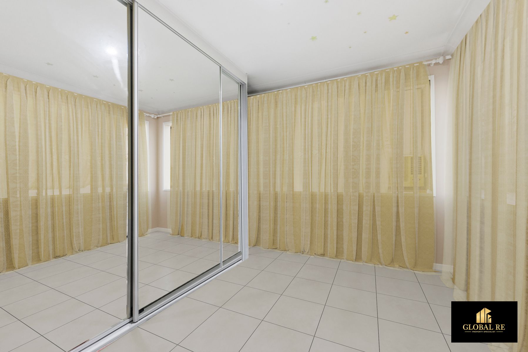 6-bedroom house at 46 Dan Crescent, Lansvale, NSW 2166, Fairfield, New South Wales