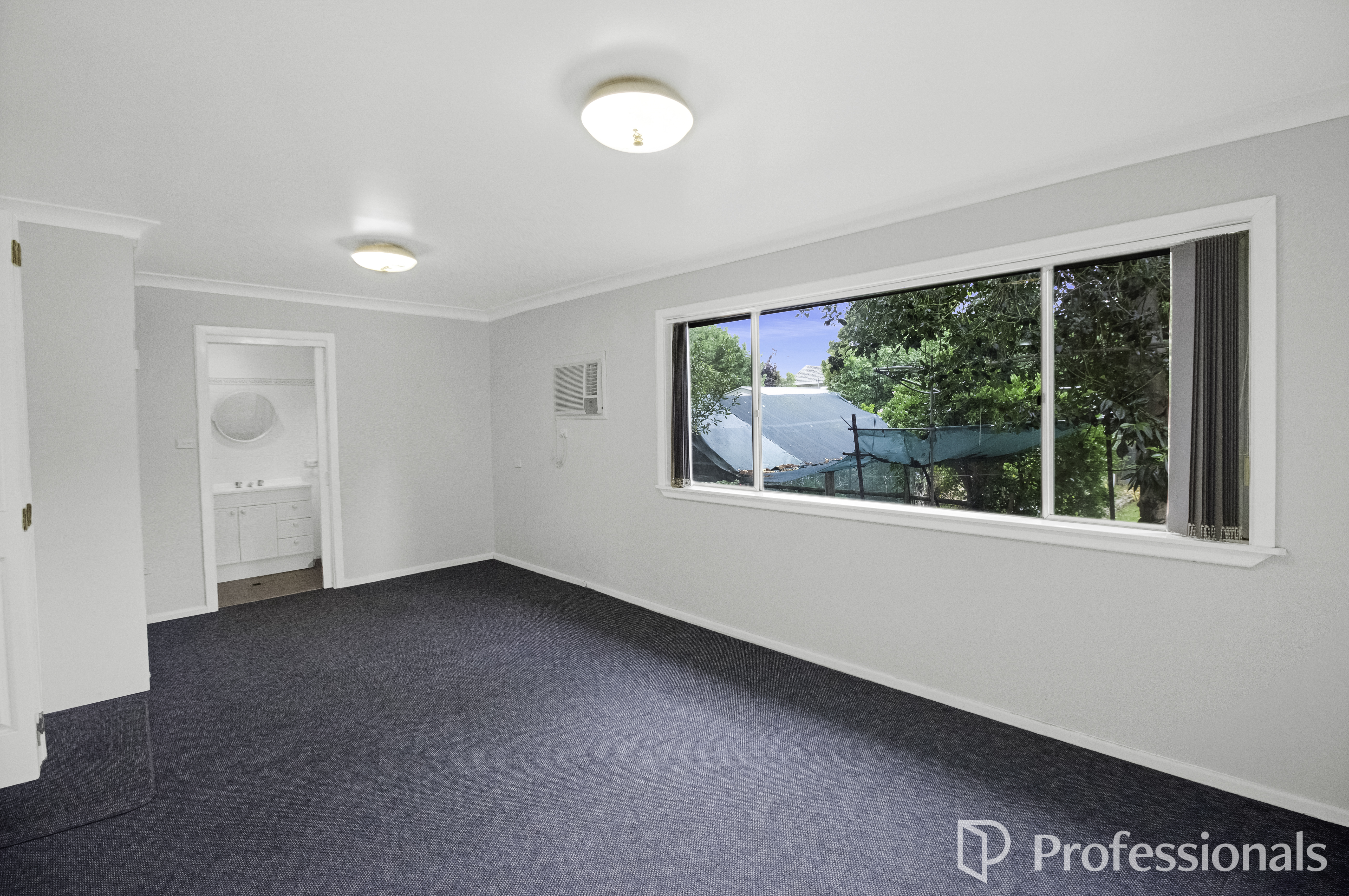 42 White Avenue, Kooringal, NSW 2650 - Image 10