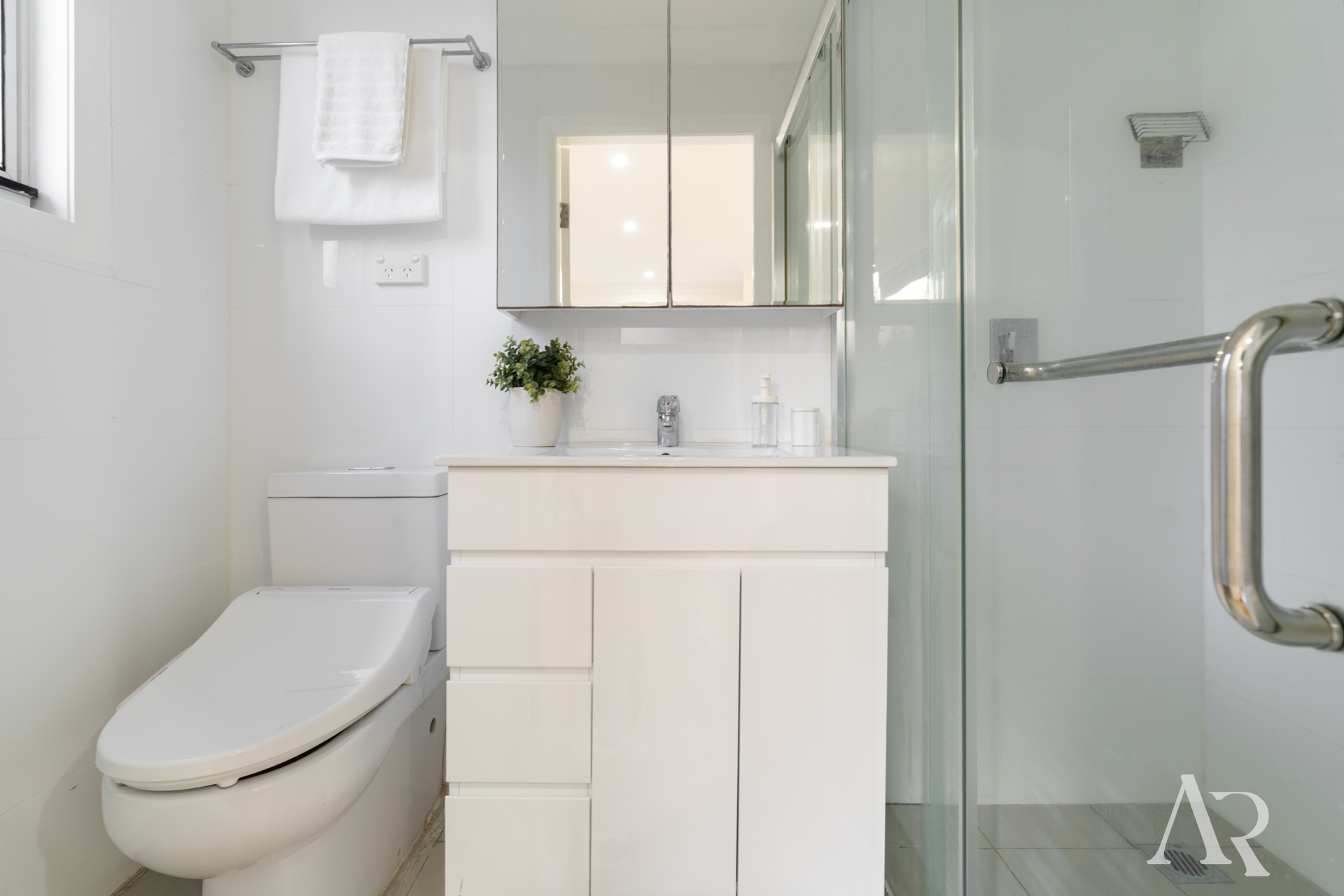 6-bedroom house at 22 Valley Road, Padstow Heights, NSW 2211, Canterbury-Bankstown, New South Wales
