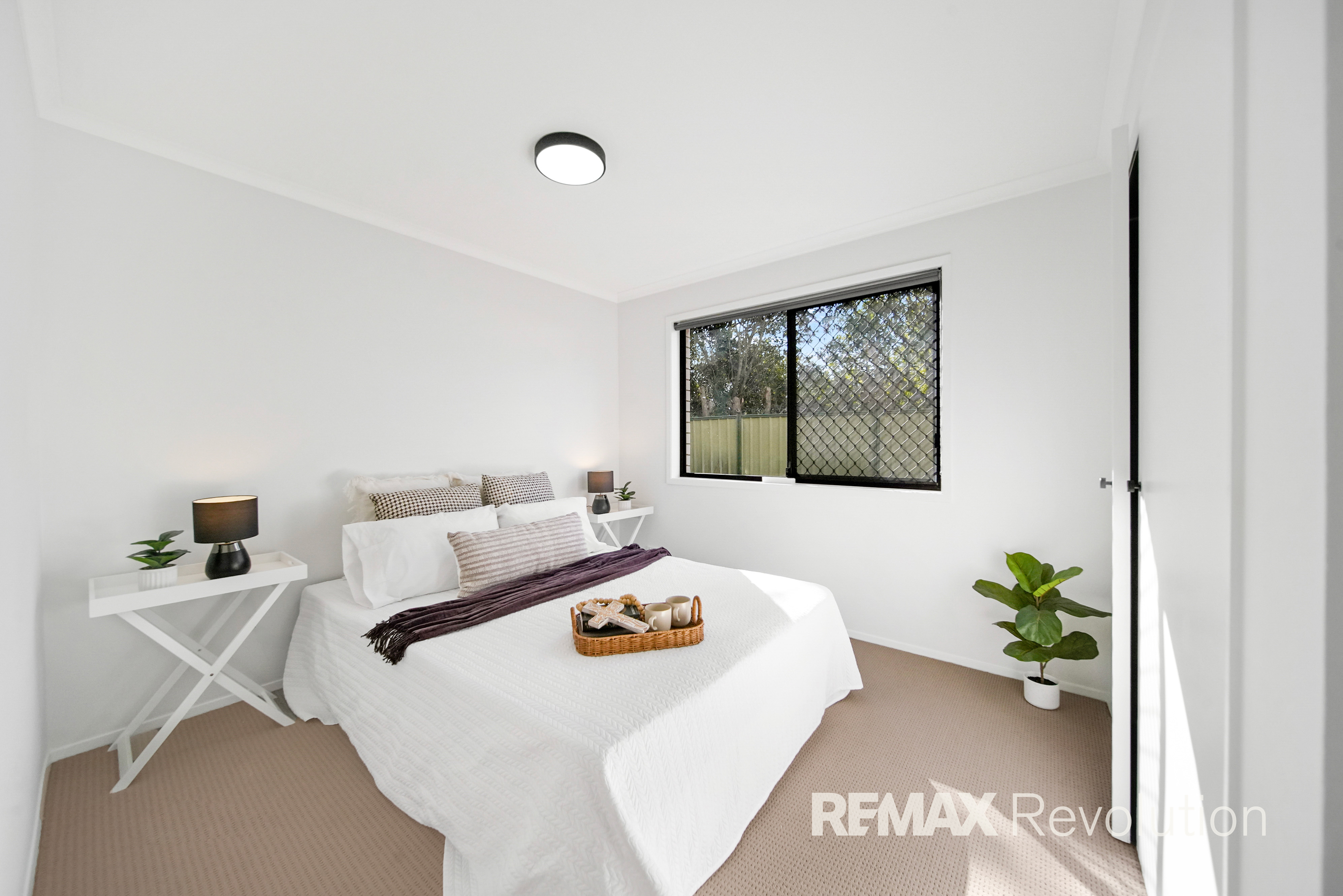8/28 Defiance Road, Logan Central, QLD 4114 - Image 6