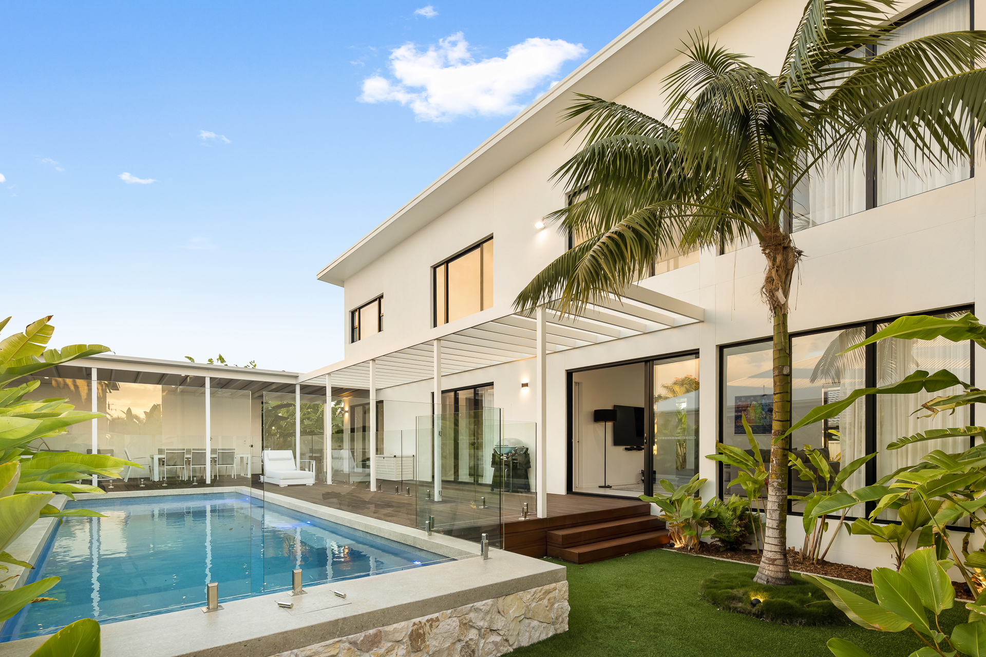 56 SURFERS AVENUE, Mermaid Waters QLD 4218 - Image 2