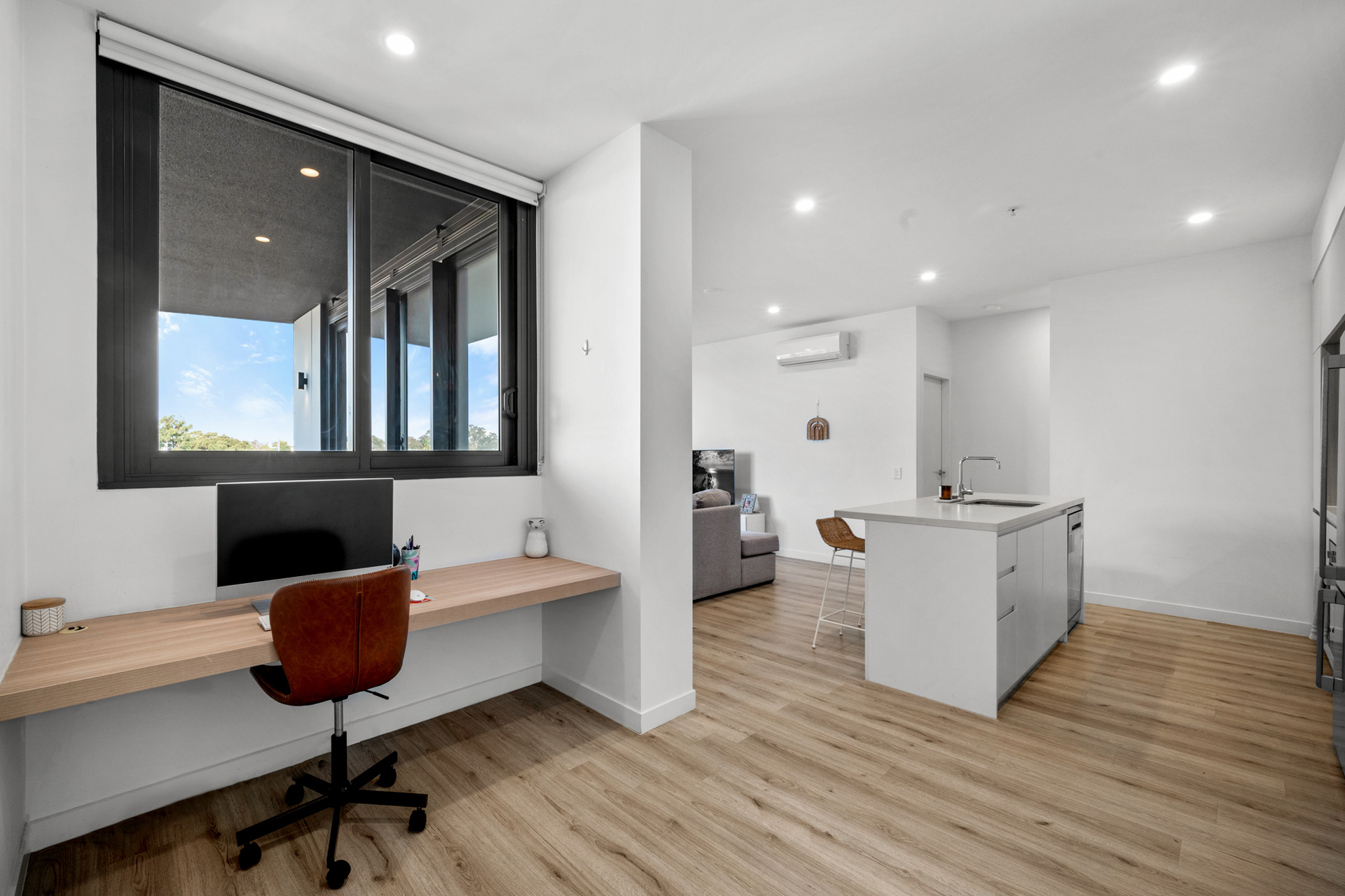 508/10 Aviators Way, Penrith, NSW 2750 - Image 4