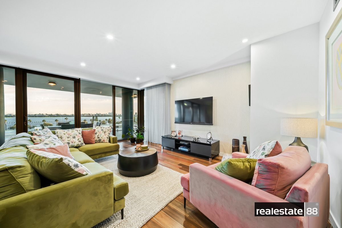 18/88 Terrace Road, East Perth, WA 6004 - Image 2
