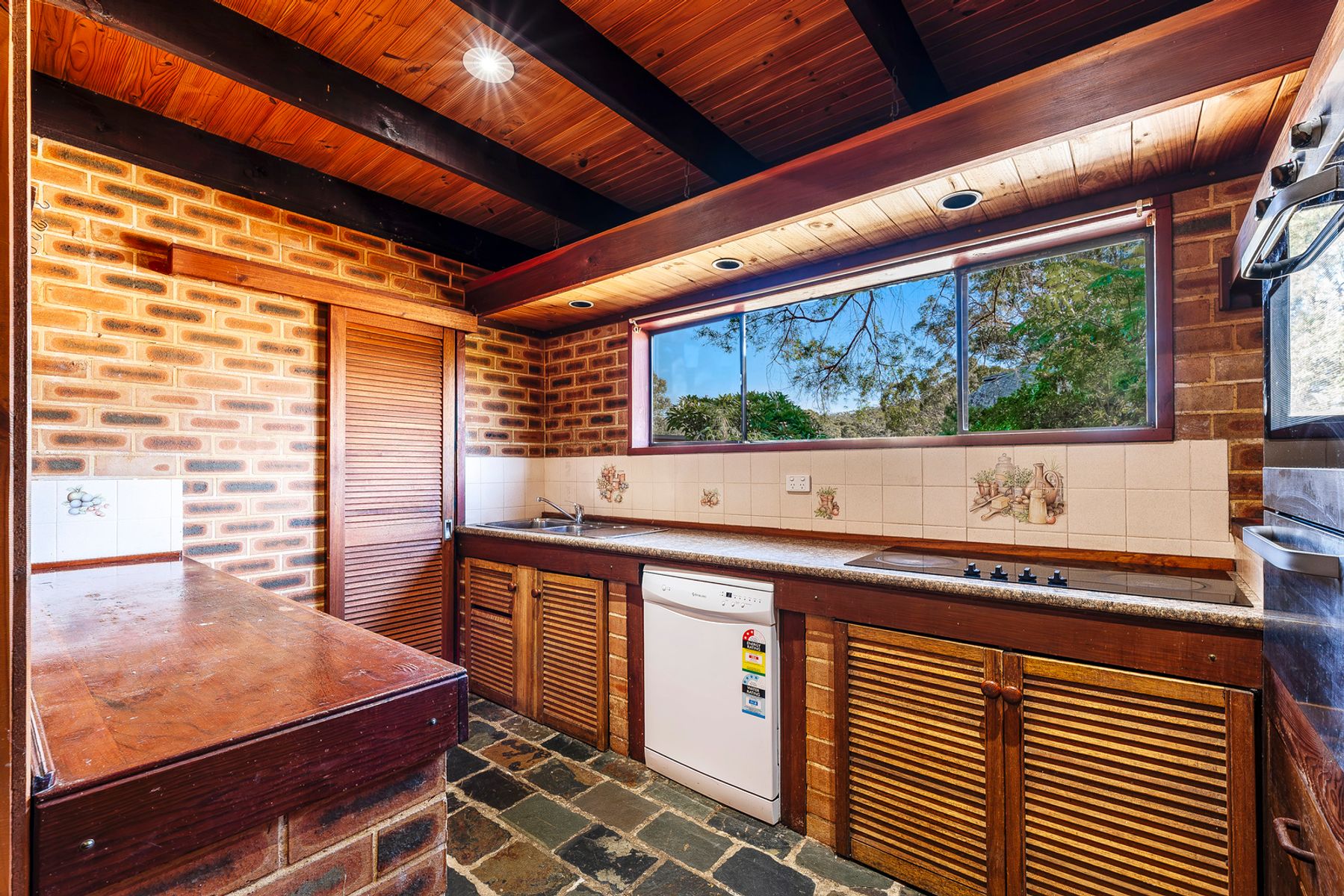 44 CASTLE CIRCUIT, Umina Beach NSW 2257 - Image 4