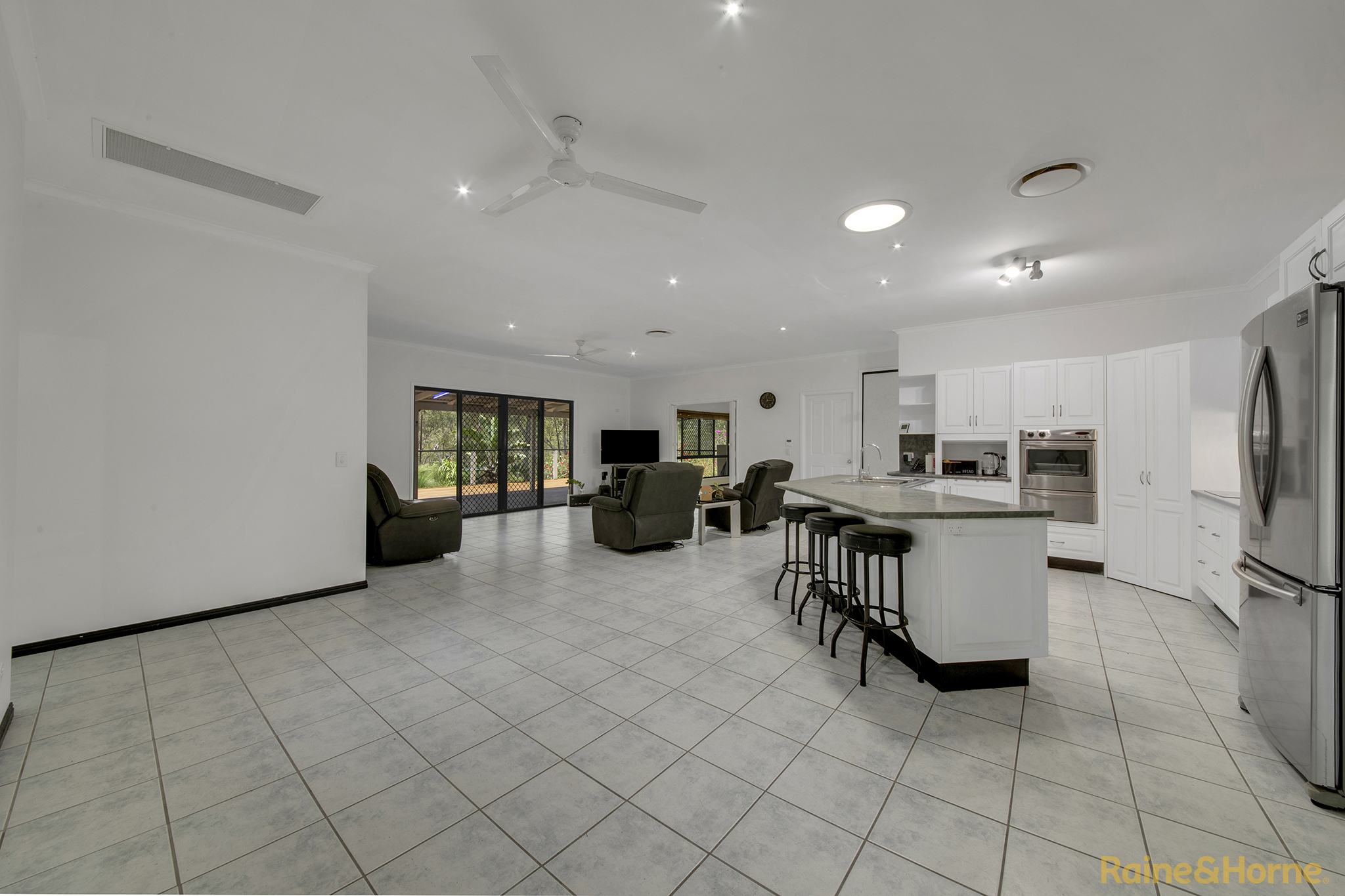 5-bedroom house at 80 Flora Drive, Beecher, QLD 4680, Gladstone, Queensland