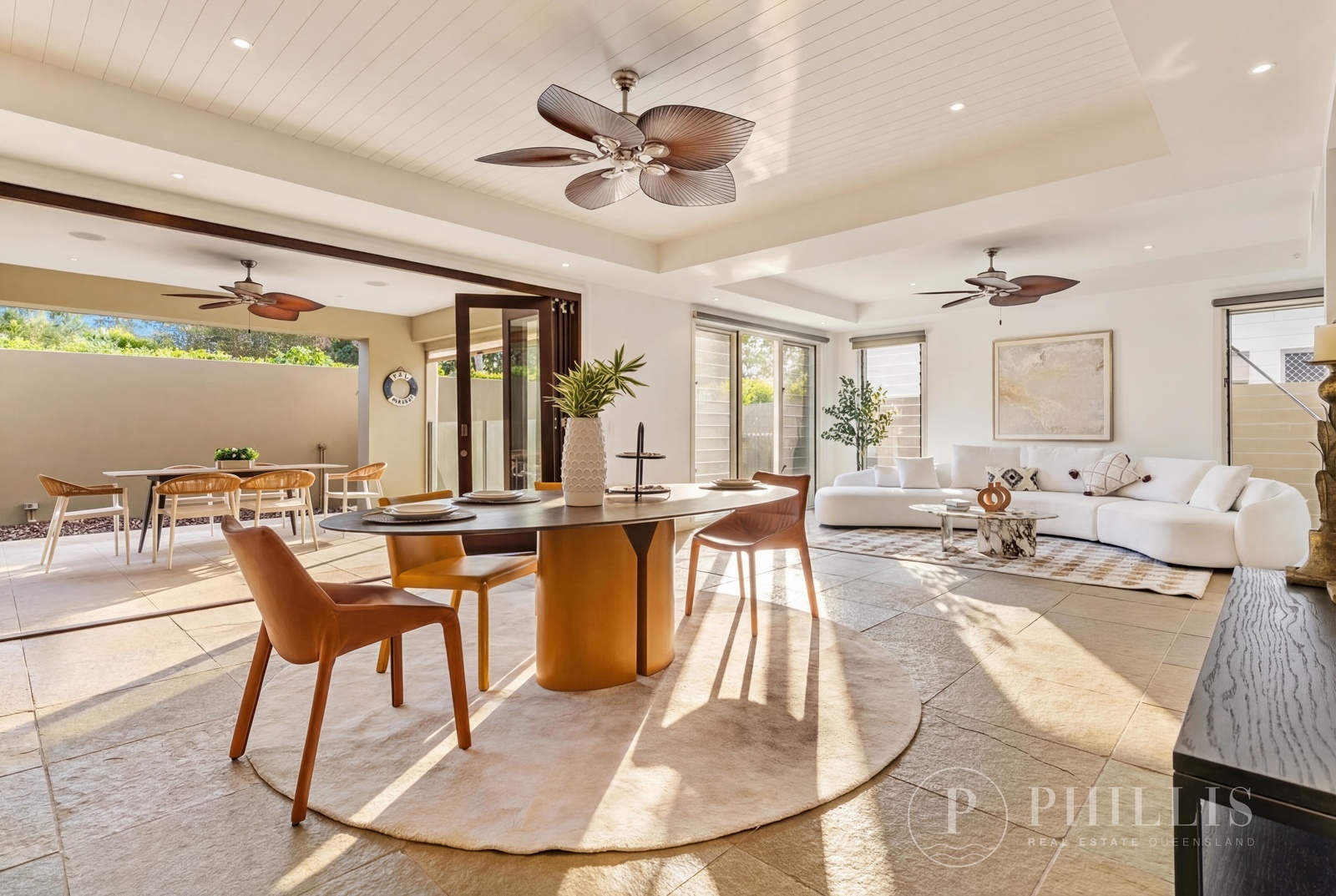 104 COMPASS DRIVE, Biggera Waters QLD 4216 - Image 9